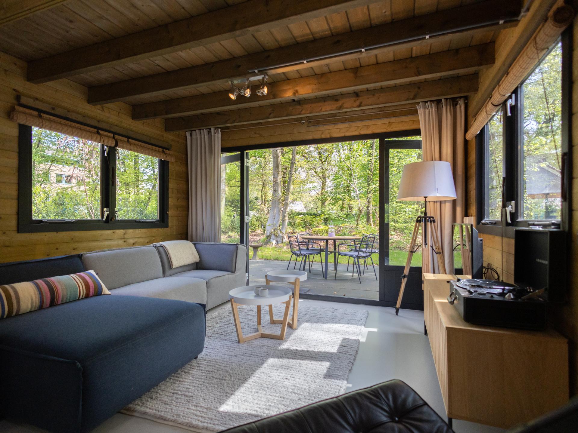 Elegant houten vakantiehuis aan de bosrand in Soesterberg - foto 27