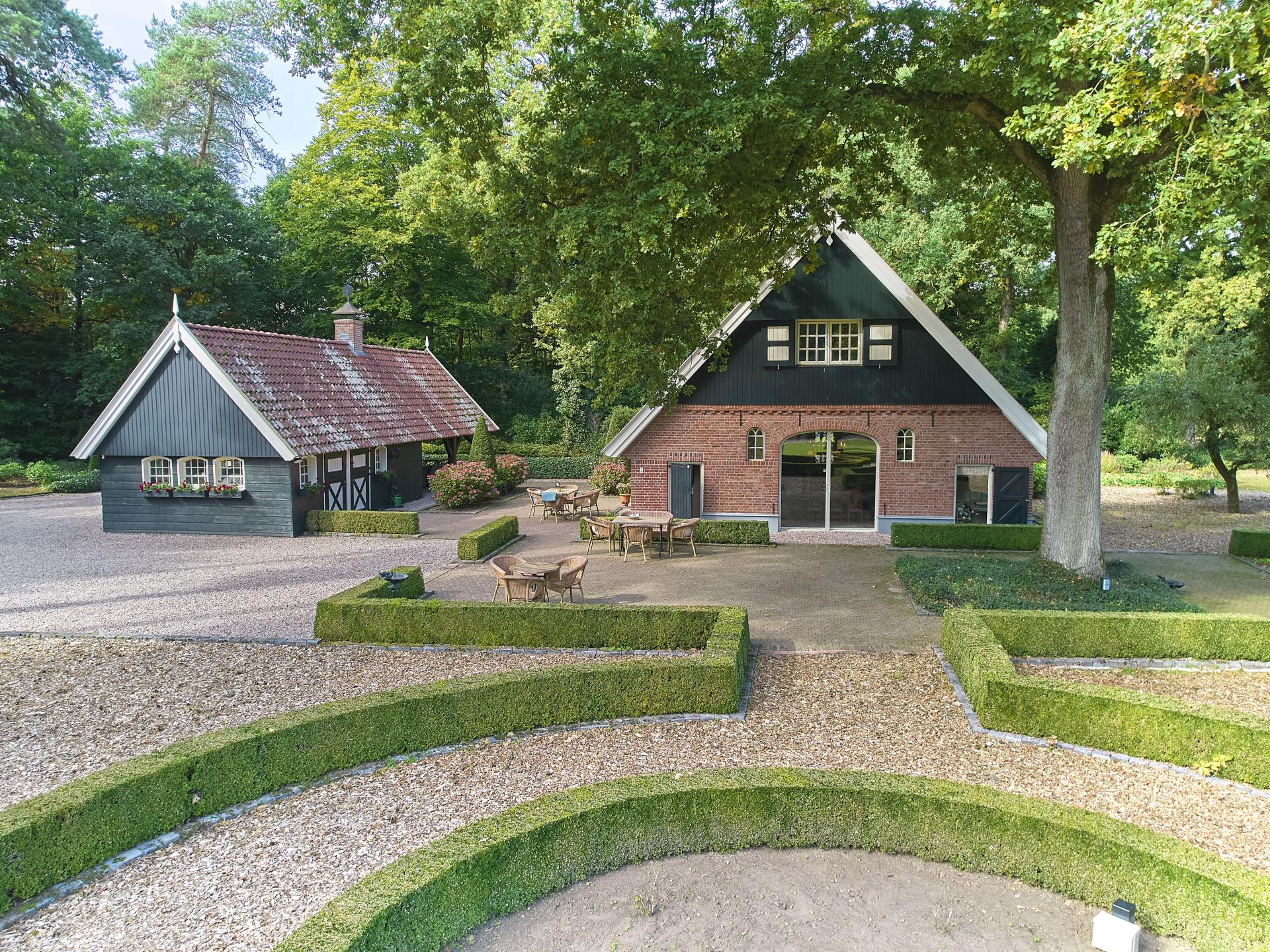 Klassiek landhuis Erve Het Klaashuis: luxe met 4 en suite badkamers op landgoed - foto 65