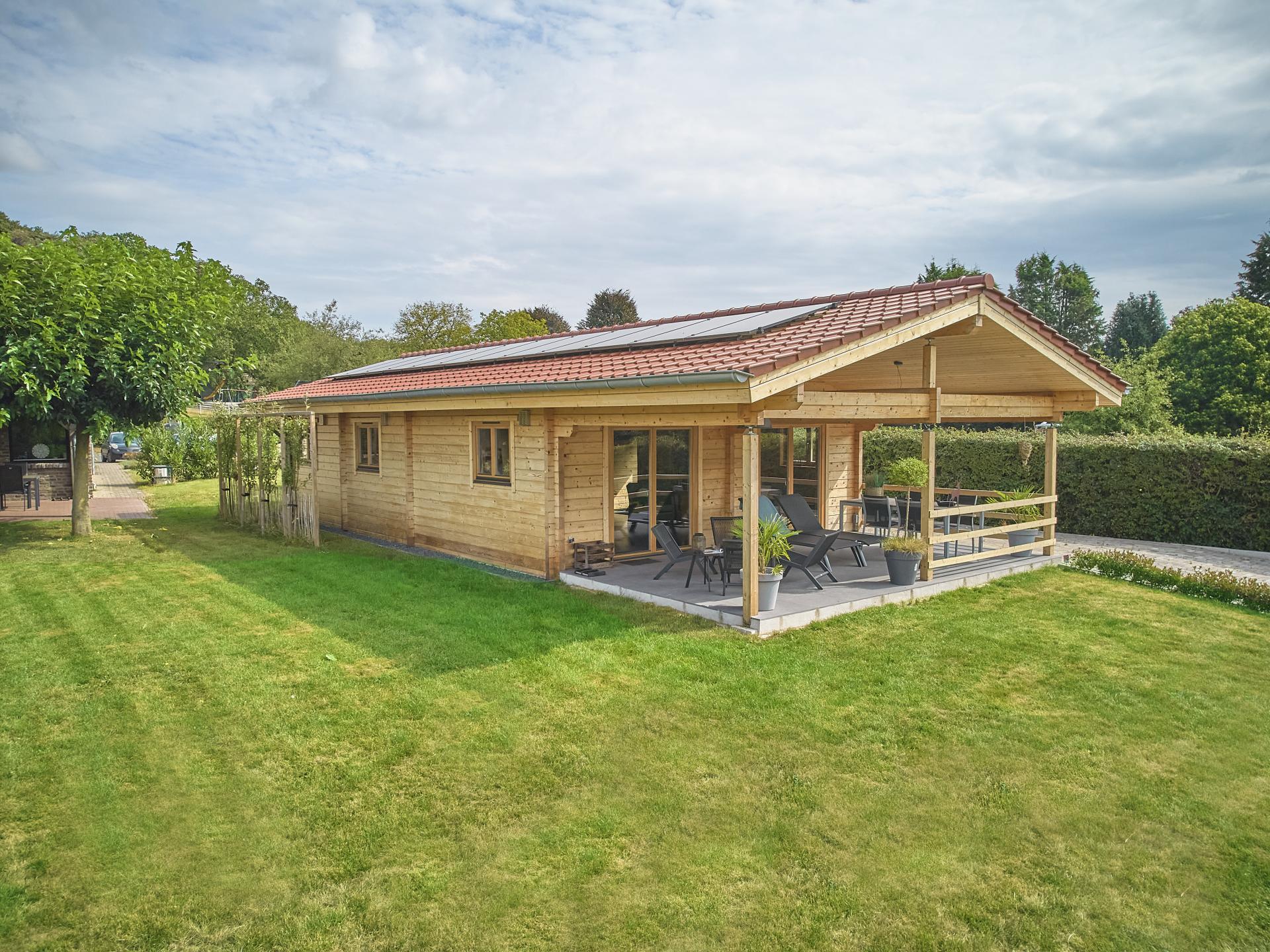 Sfeervol Finse woning met panoramisch uitzicht in Limburgse natuur - foto 2