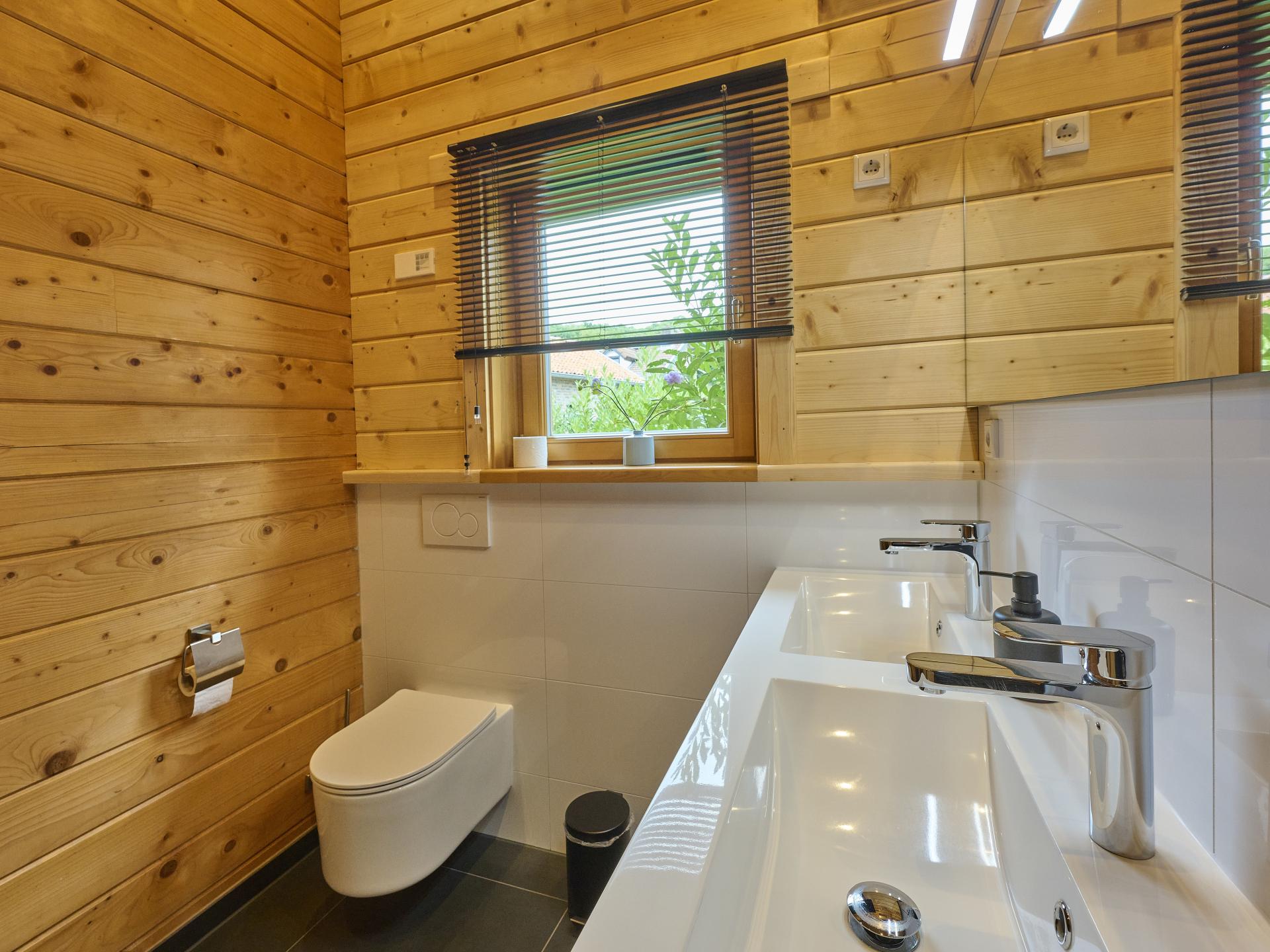 Sfeervol Finse woning met panoramisch uitzicht in Limburgse natuur - foto 26