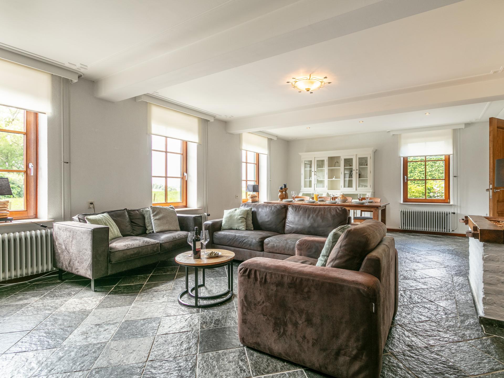 Luxe boerderijappartement met zonnig terras in heuvelachtig Klimmen - foto 2