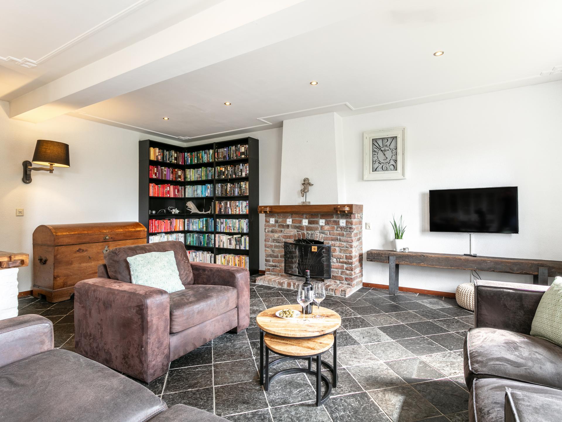 Luxe boerderijappartement met zonnig terras in heuvelachtig Klimmen - foto 8