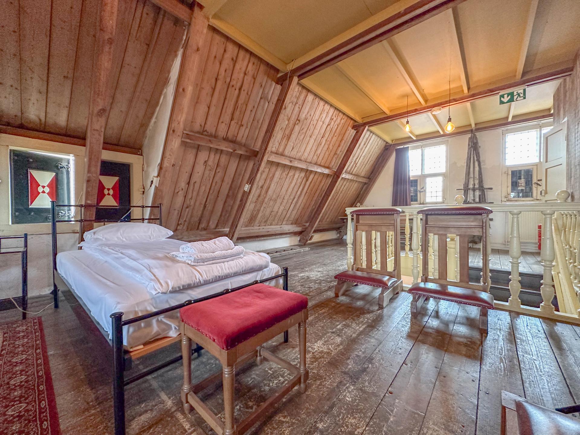 Historisch weeshuis in hartje Enkhuizen – unieke groepsaccommodatie voor 14 personen - foto 31