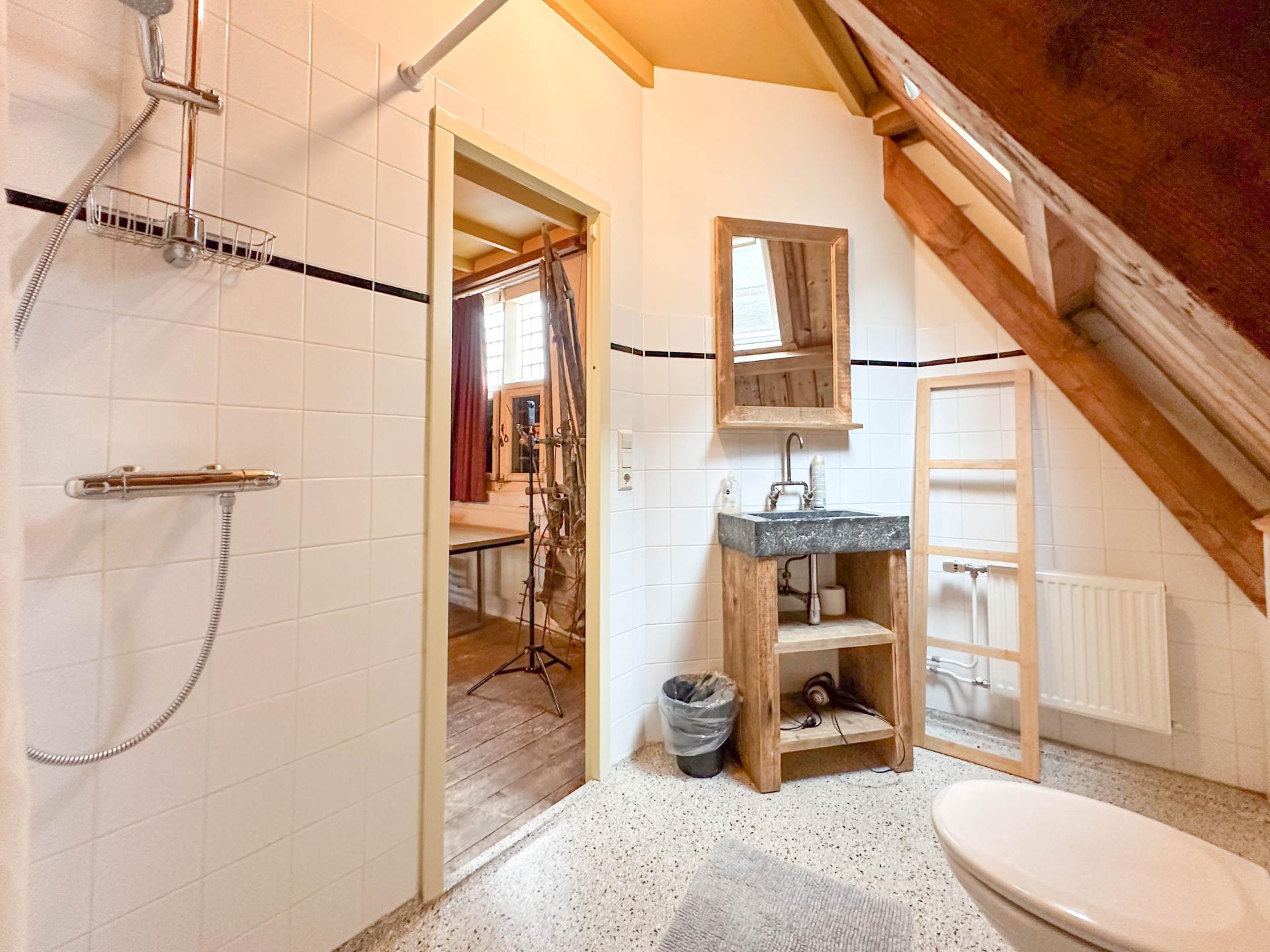 Historisch weeshuis in hartje Enkhuizen – unieke groepsaccommodatie voor 14 personen - foto 27