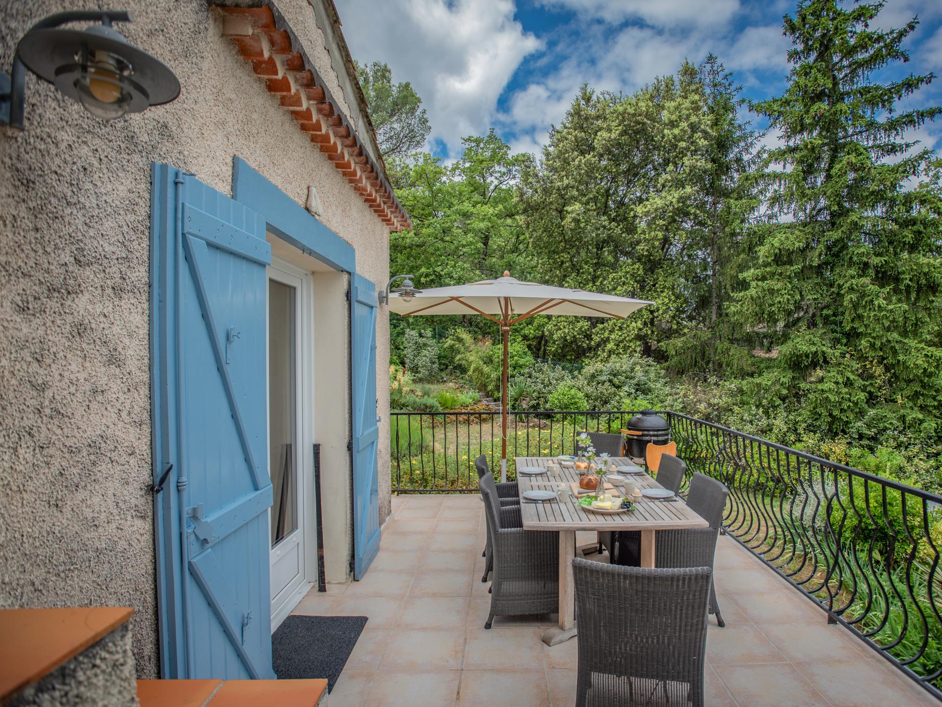 Vrijstaand huis in het bos bij Nans-les-Pins met 3 slaapkamers en terrassen - foto 24