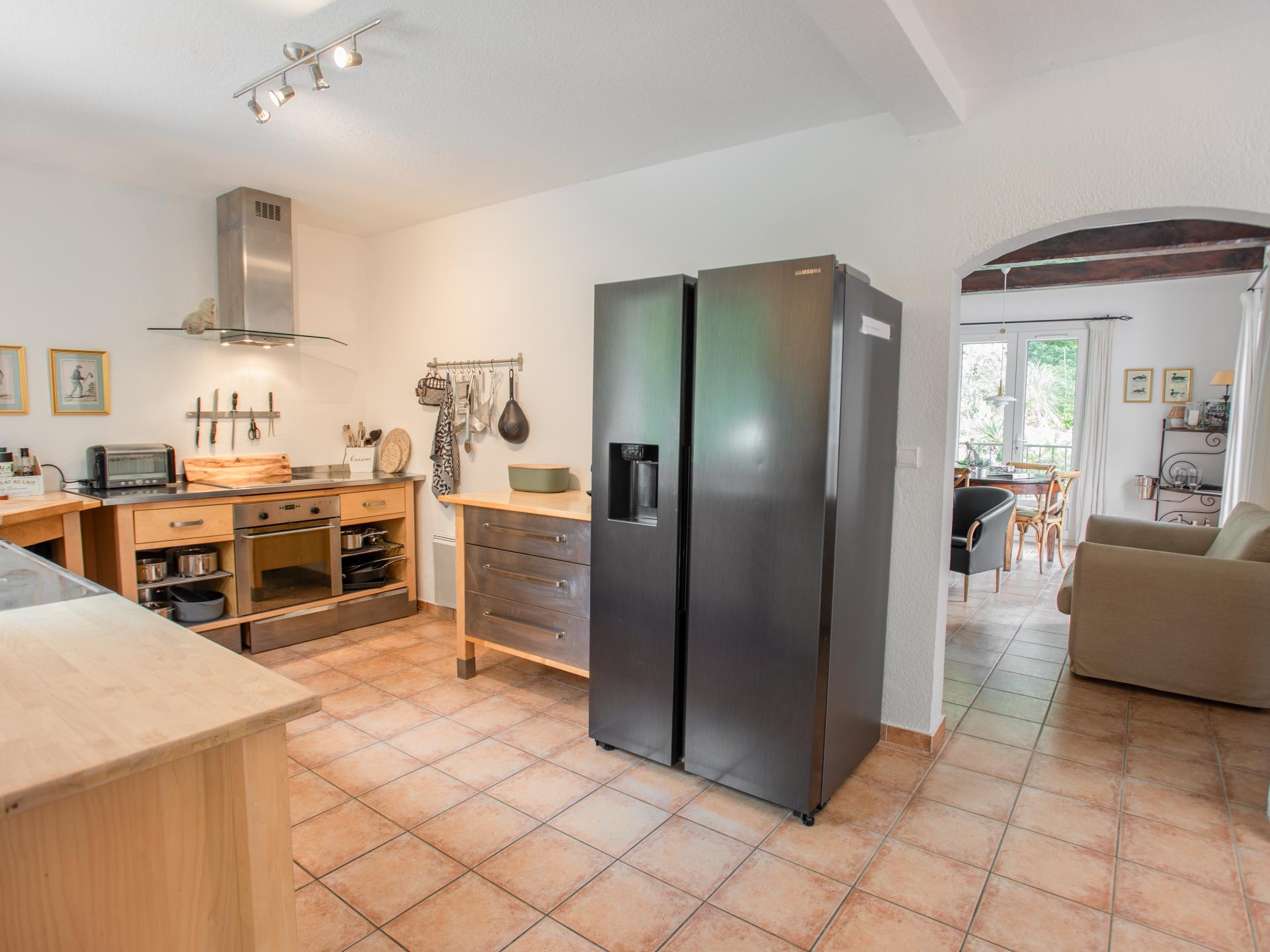 Vrijstaand huis in het bos bij Nans-les-Pins met 3 slaapkamers en terrassen - foto 10