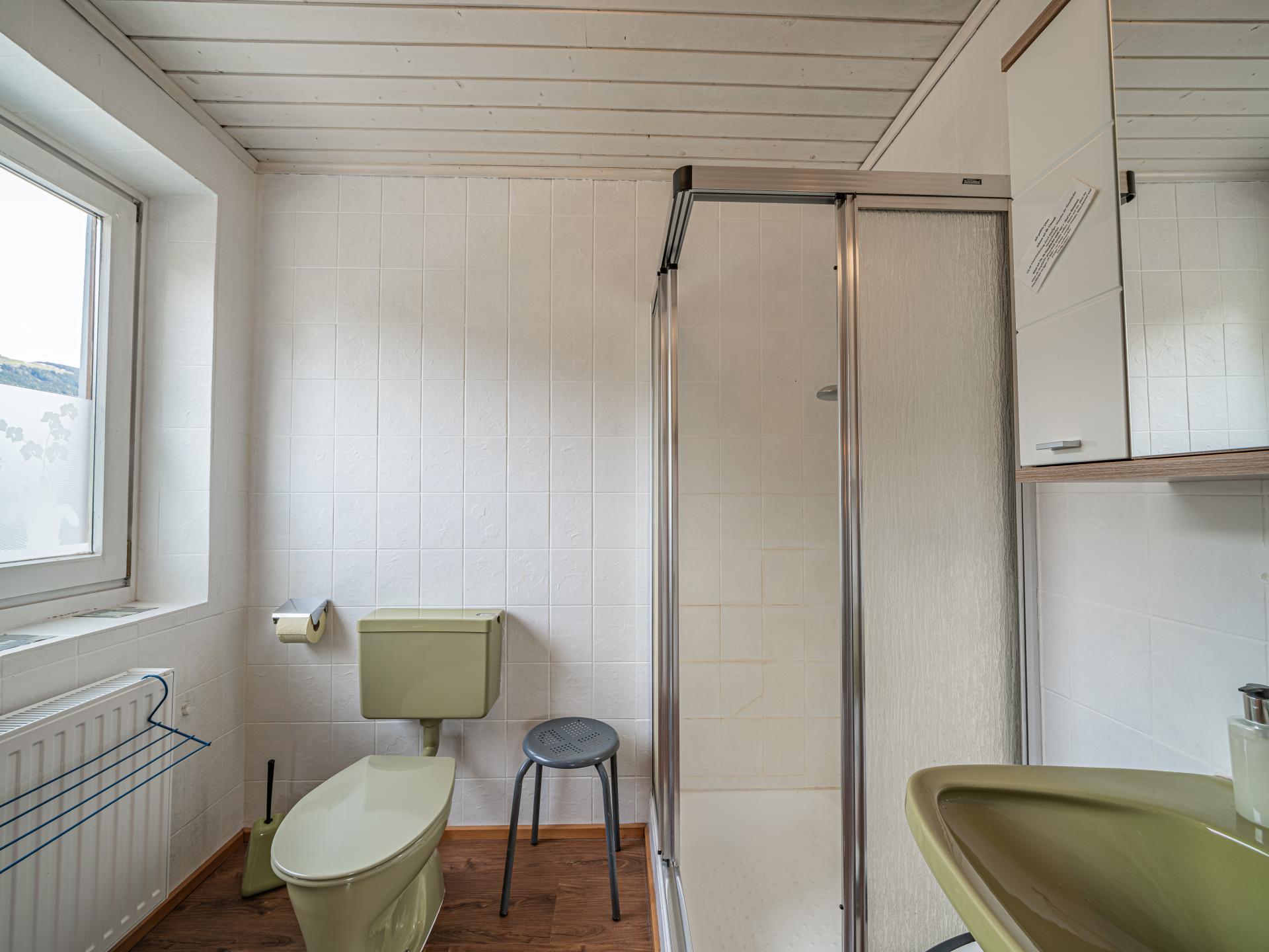 Authentiek berghuis voor 35 personen met sauna en watervalzicht in Krimml - foto 31