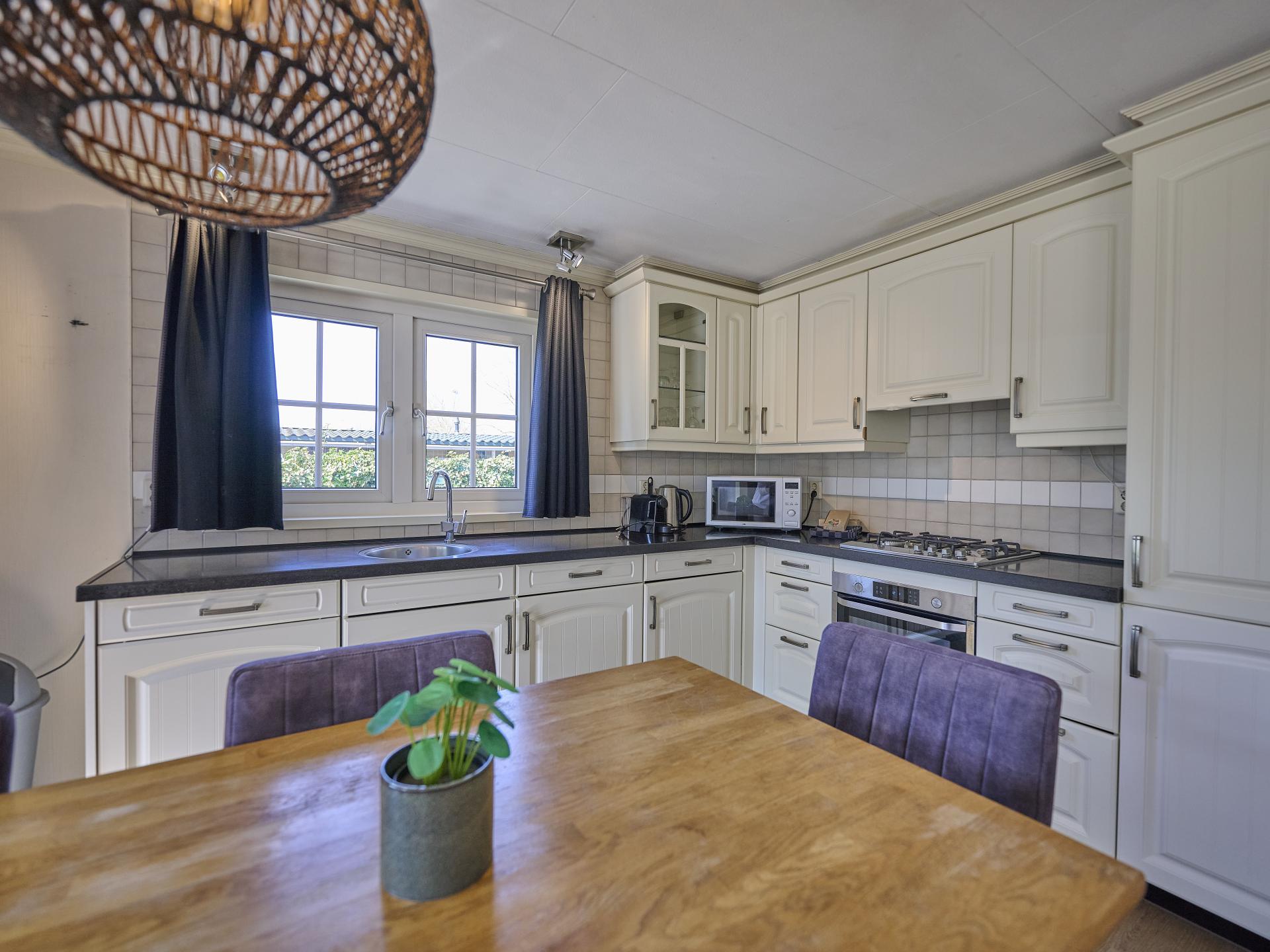 Wellness bungalow in het bos op 470m van Kaatsheuvel centrum - foto 24