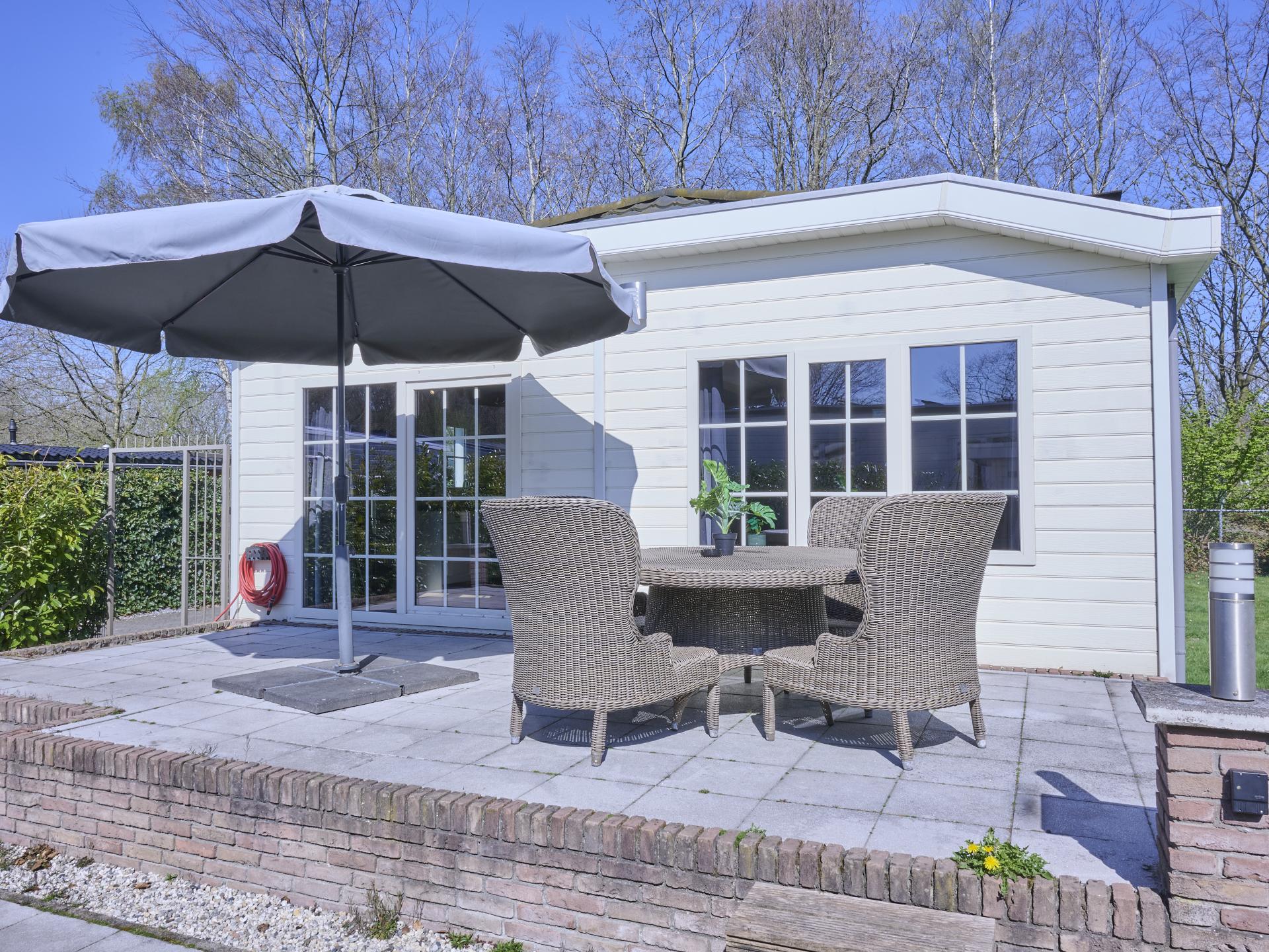 Wellness bungalow in het bos op 470m van Kaatsheuvel centrum - foto 18