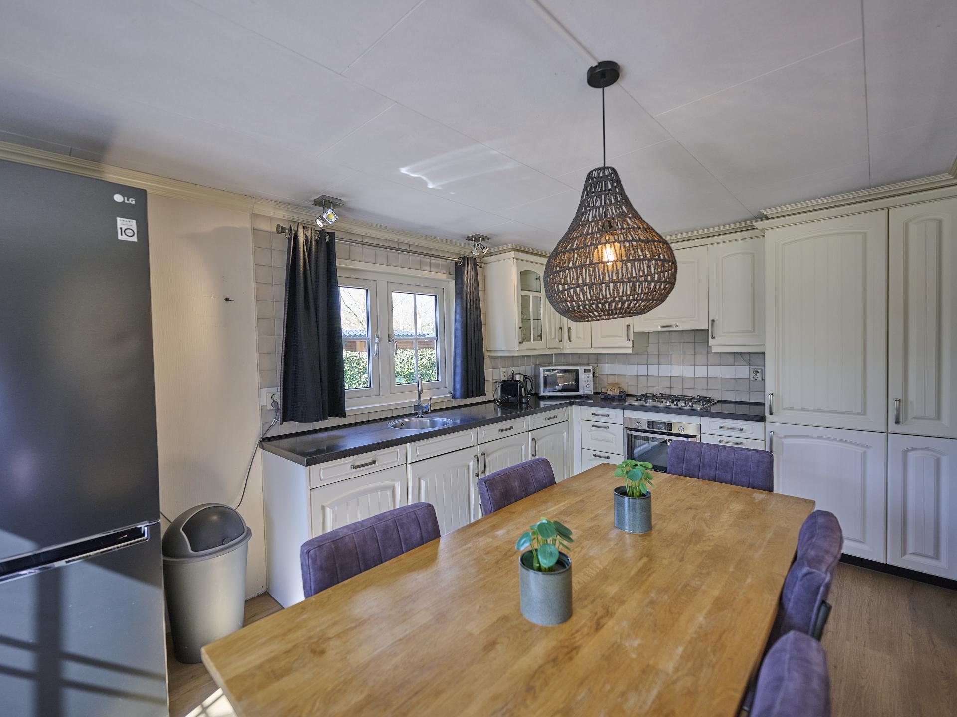 Wellness bungalow in het bos op 470m van Kaatsheuvel centrum - foto 10