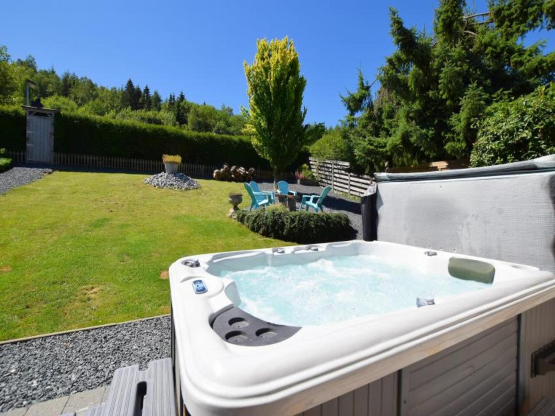 7-persoons vrijstaand vakantiehuis met wellness in Houffalize - foto 2