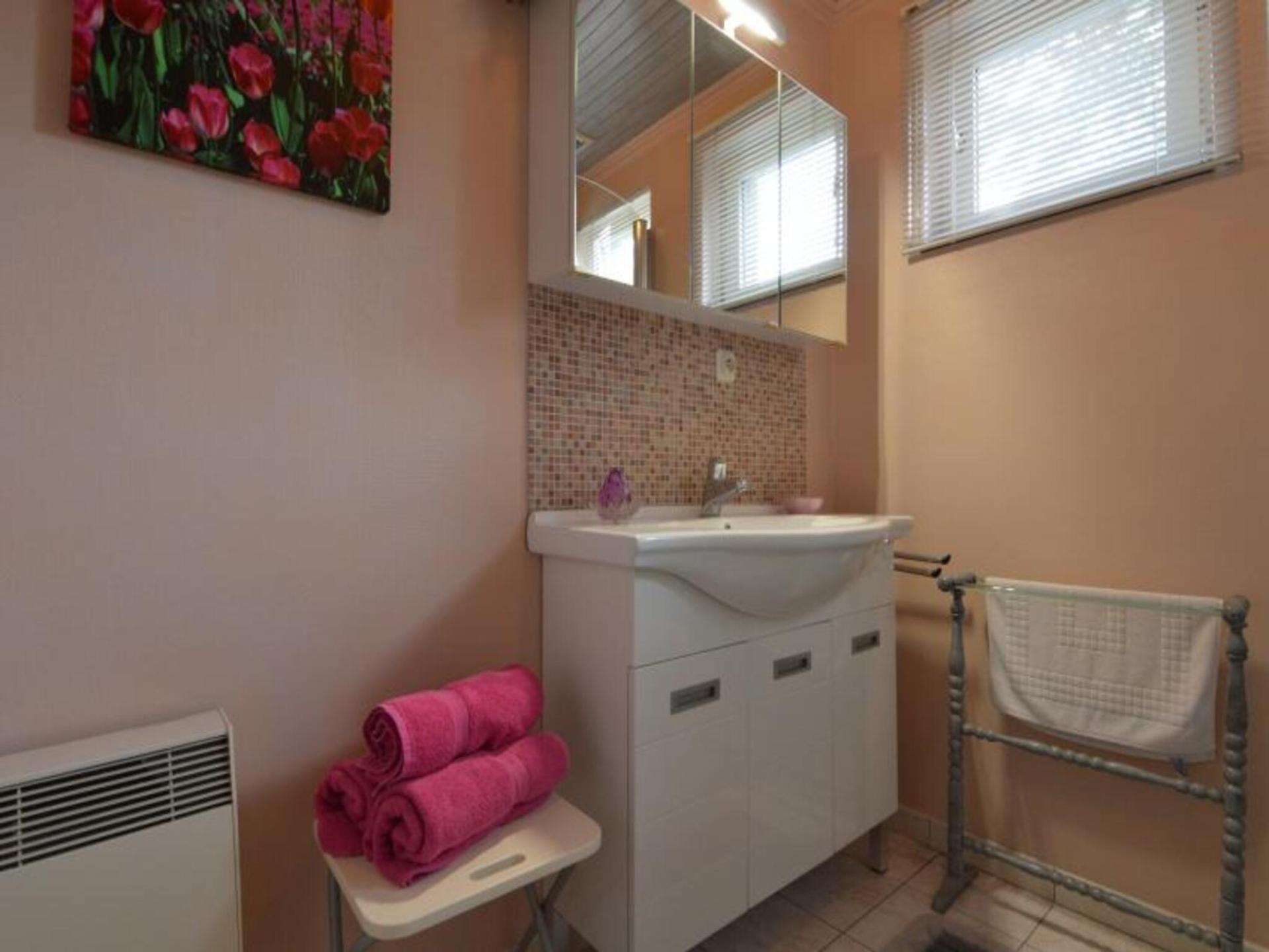 7-persoons vrijstaand vakantiehuis met wellness in Houffalize - foto 17