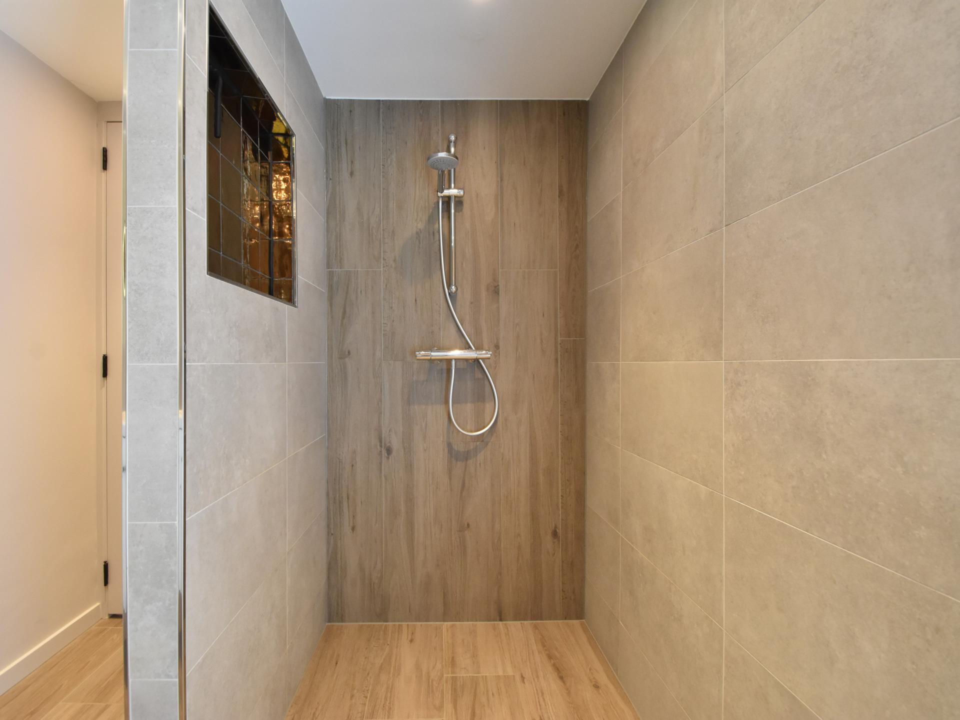 Luxe rietgedekte woning in het Vechtdal met tuin en dierenweide - foto 9