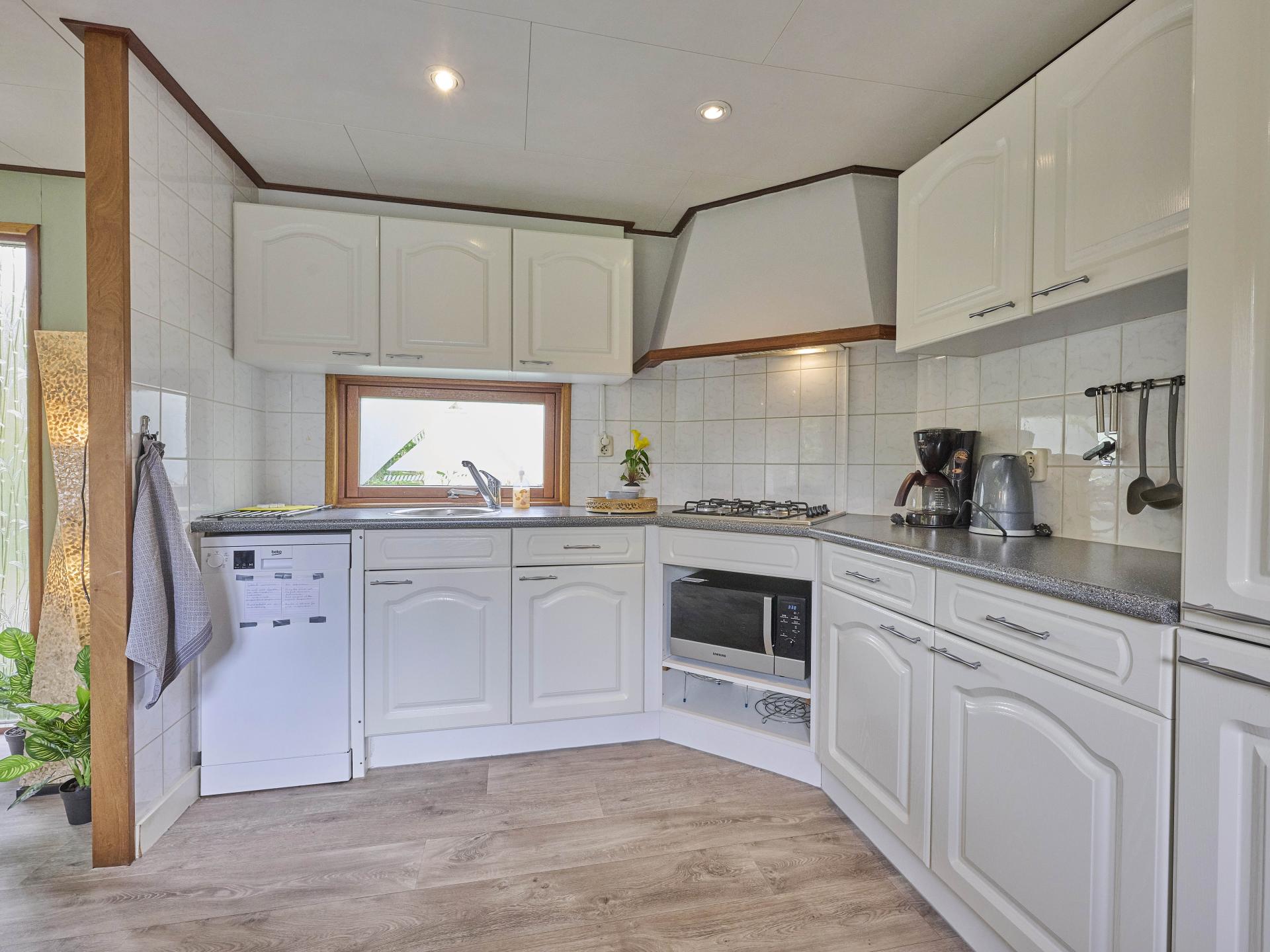 Huisdiervriendelijk chalet met omheinde tuin op Bospark de Wervelwind - foto 17