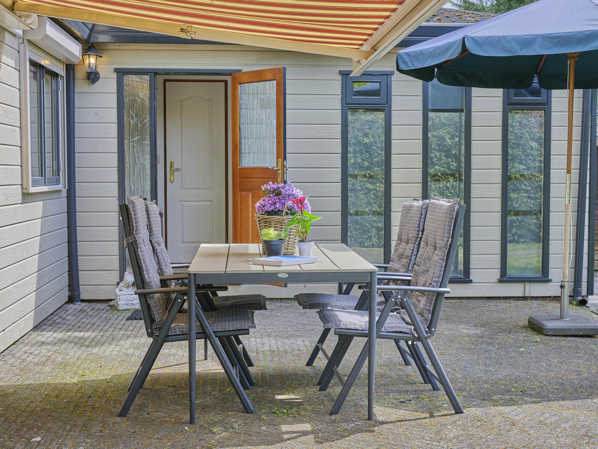 Huisdiervriendelijk chalet met omheinde tuin op Bospark de Wervelwind - foto 29
