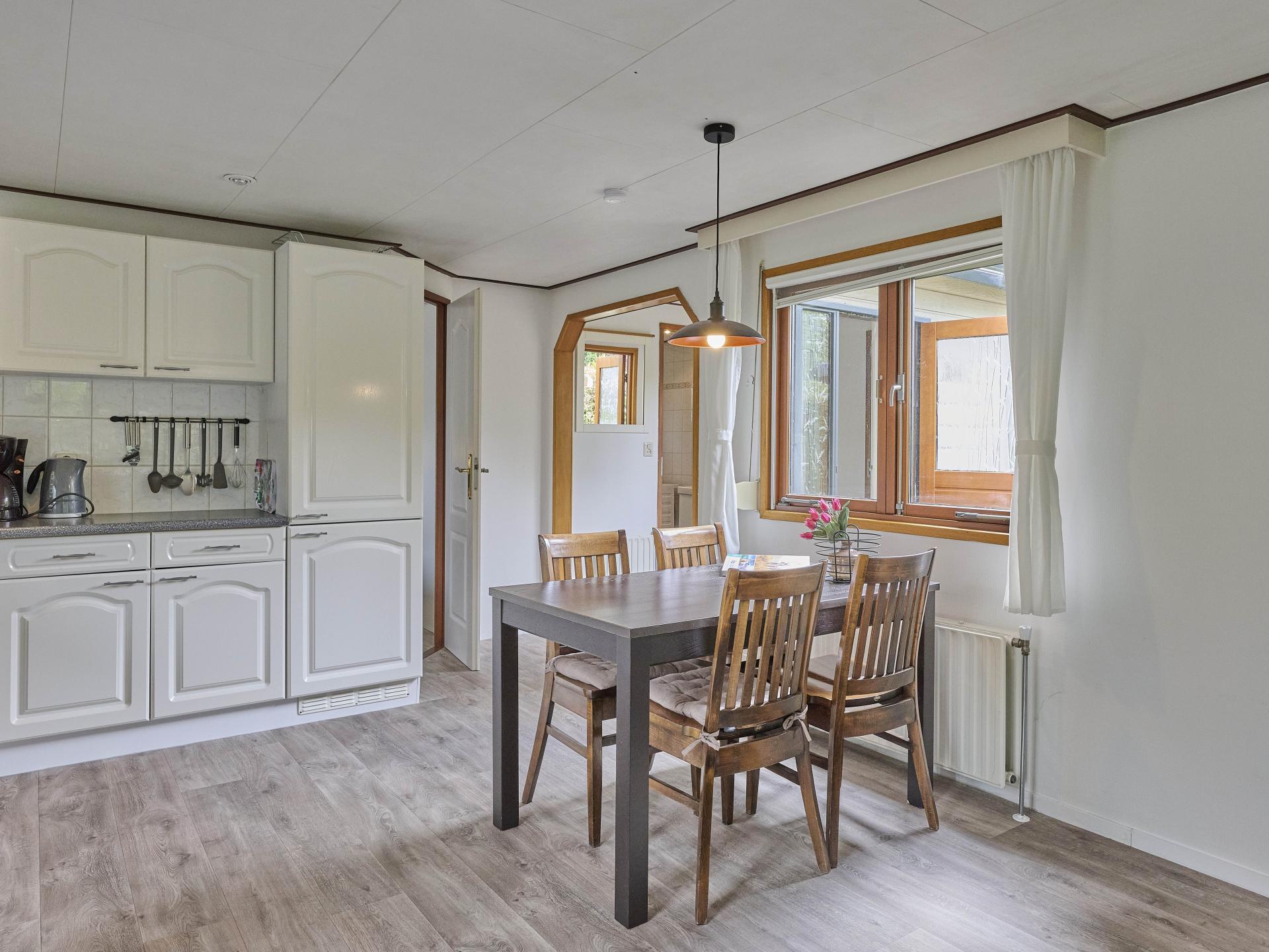 Huisdiervriendelijk chalet met omheinde tuin op Bospark de Wervelwind - foto 19