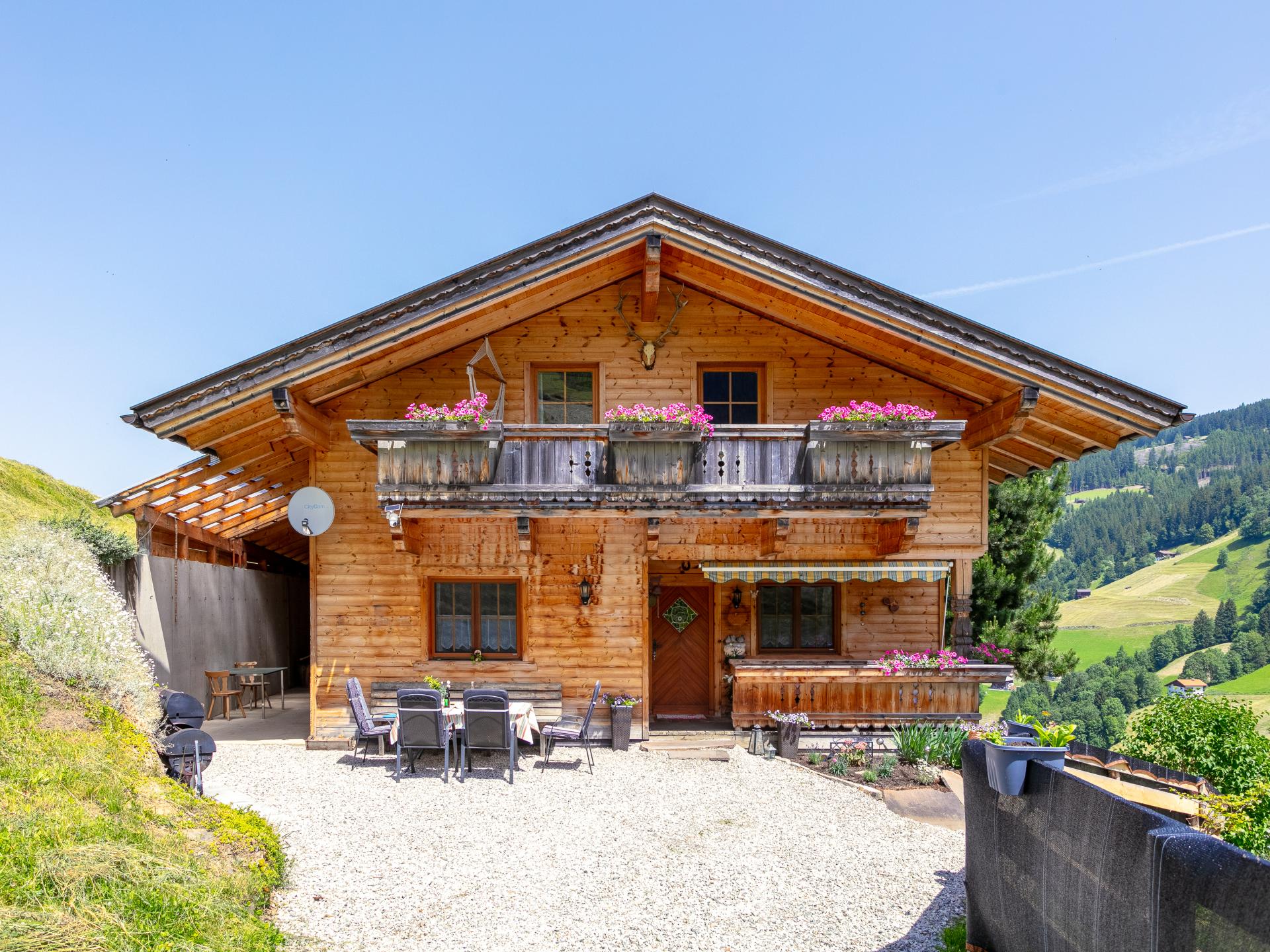 Vrijstaand chalet op de Kolsassberg met uitzicht op het Karwendelgebergte - foto 2