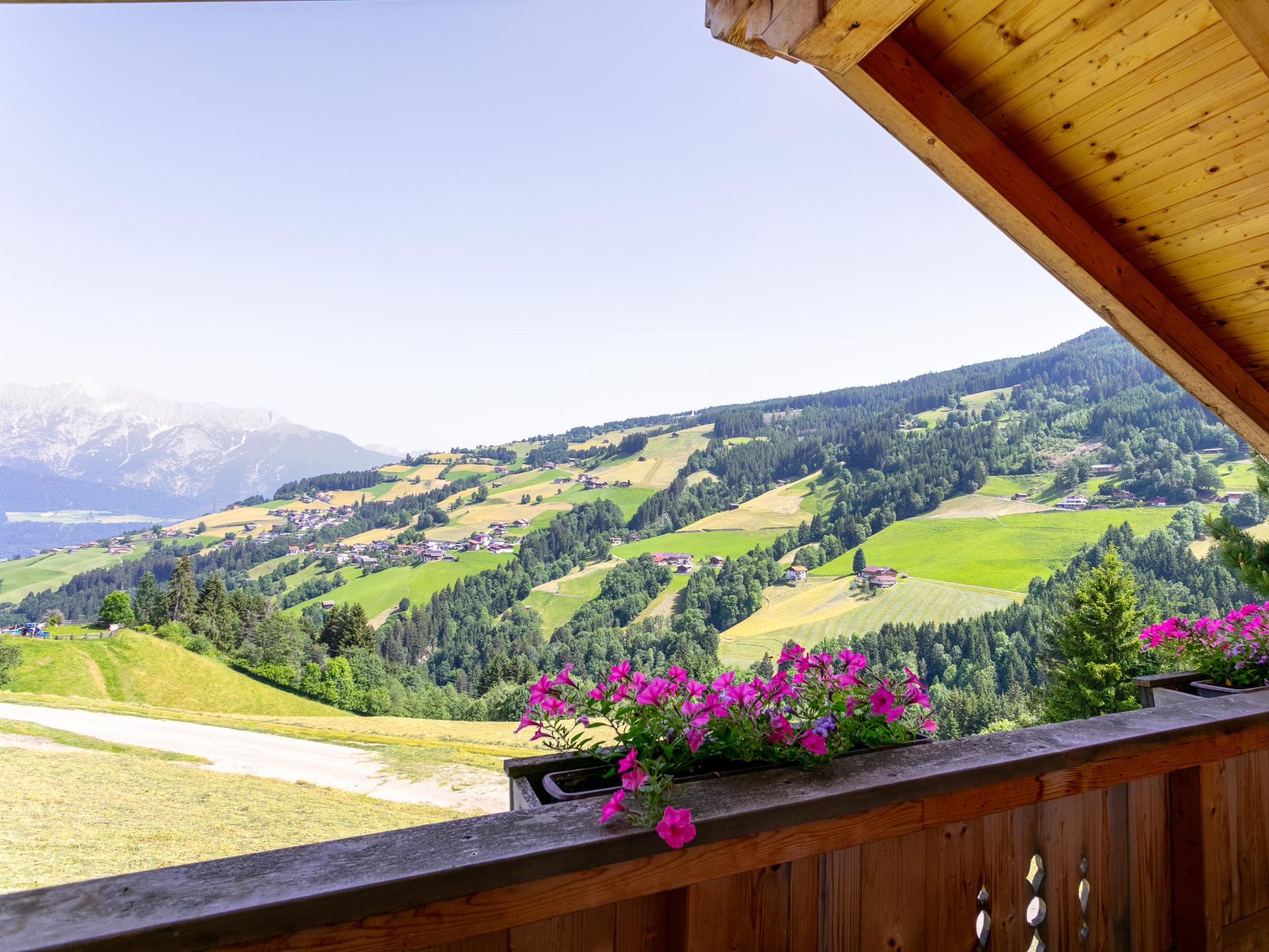 Vrijstaand chalet op de Kolsassberg met uitzicht op het Karwendelgebergte - foto 20