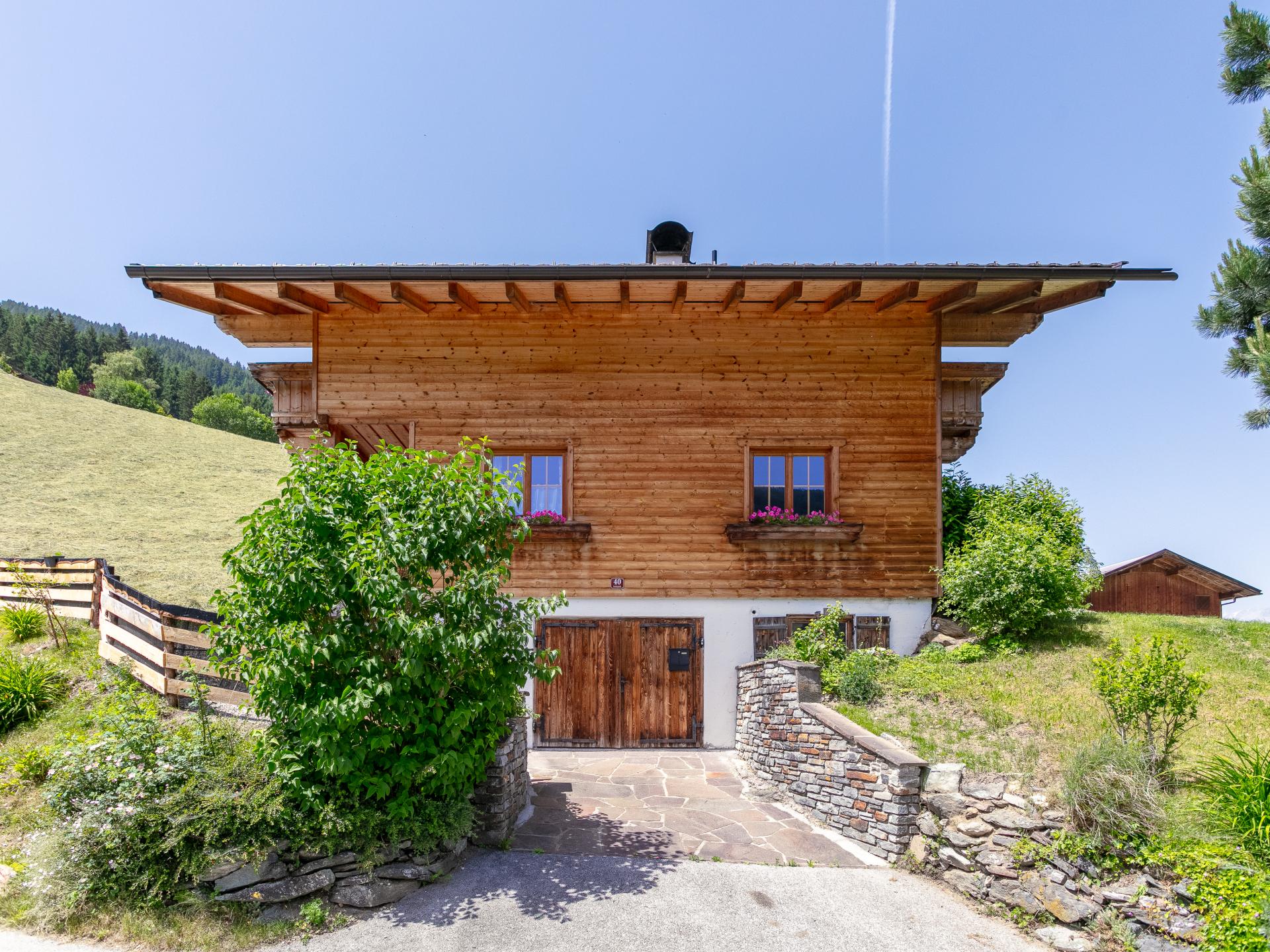 Vrijstaand chalet op de Kolsassberg met uitzicht op het Karwendelgebergte - foto 40