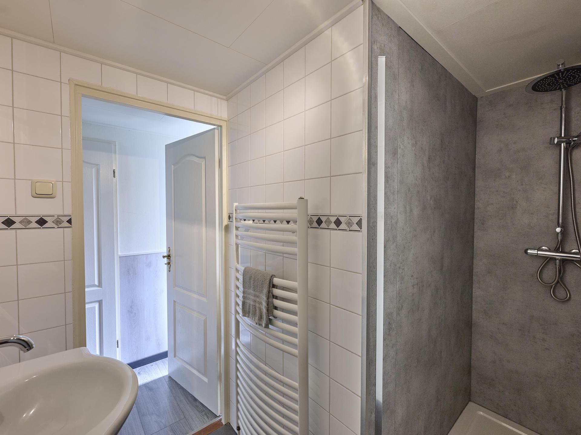 Vrijstaand vakantiehuis in centrum Kaatsheuvel met wellness - foto 15