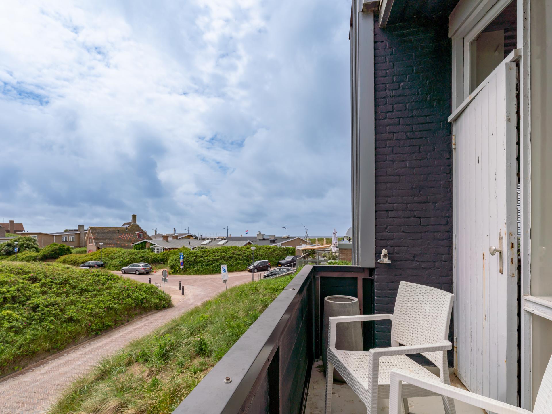 Strandappartement Bergen aan Zee met zeezicht en eigen parkeerplaats - foto 23