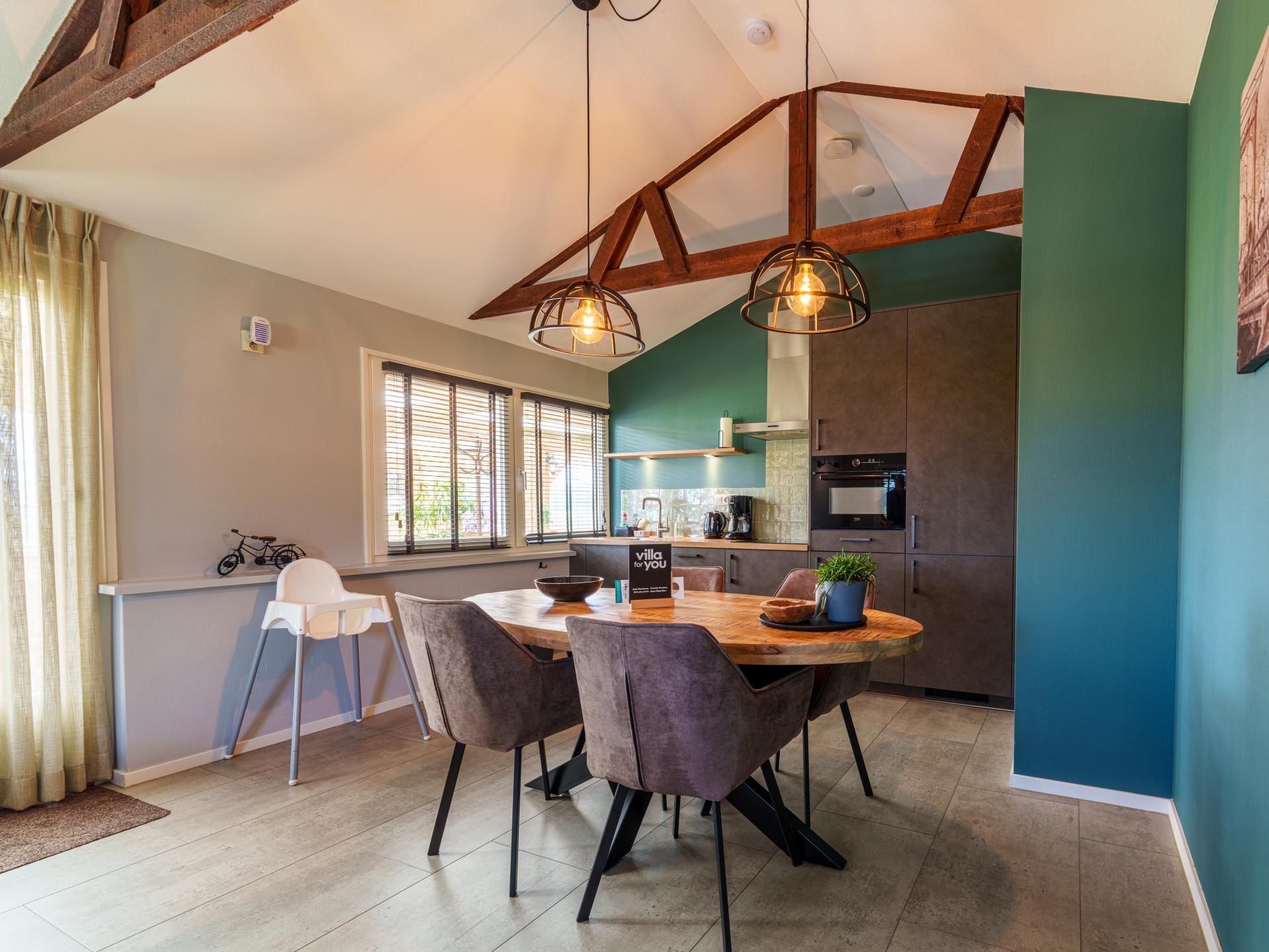 Reggezicht: nieuw vakantiehuis met enorme tuin in hartje Hellendoorn - foto 6