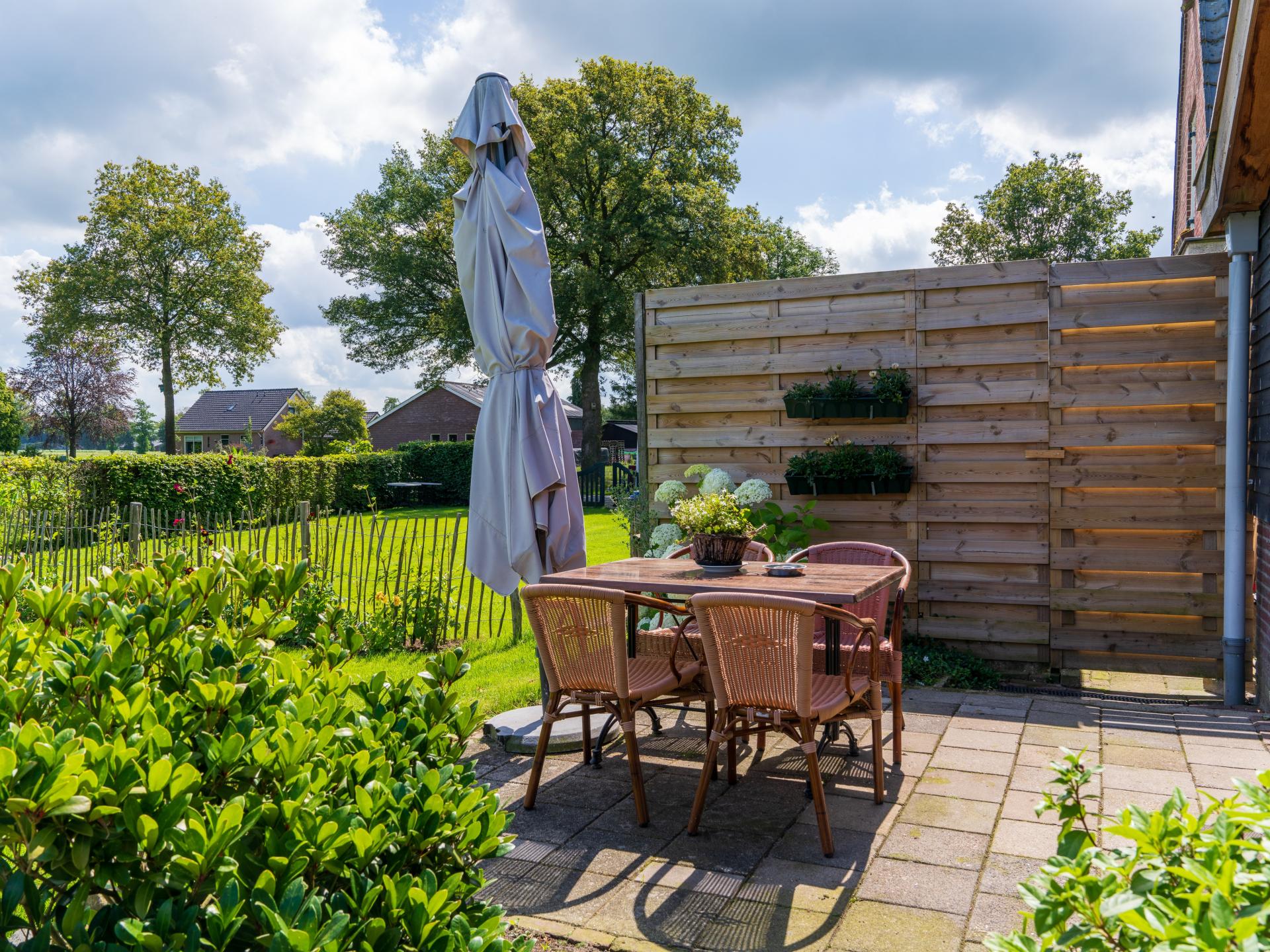 Familievriendelijk vakantiehuis Reggezicht met vrij uitzicht in Hellendoorn - foto 25