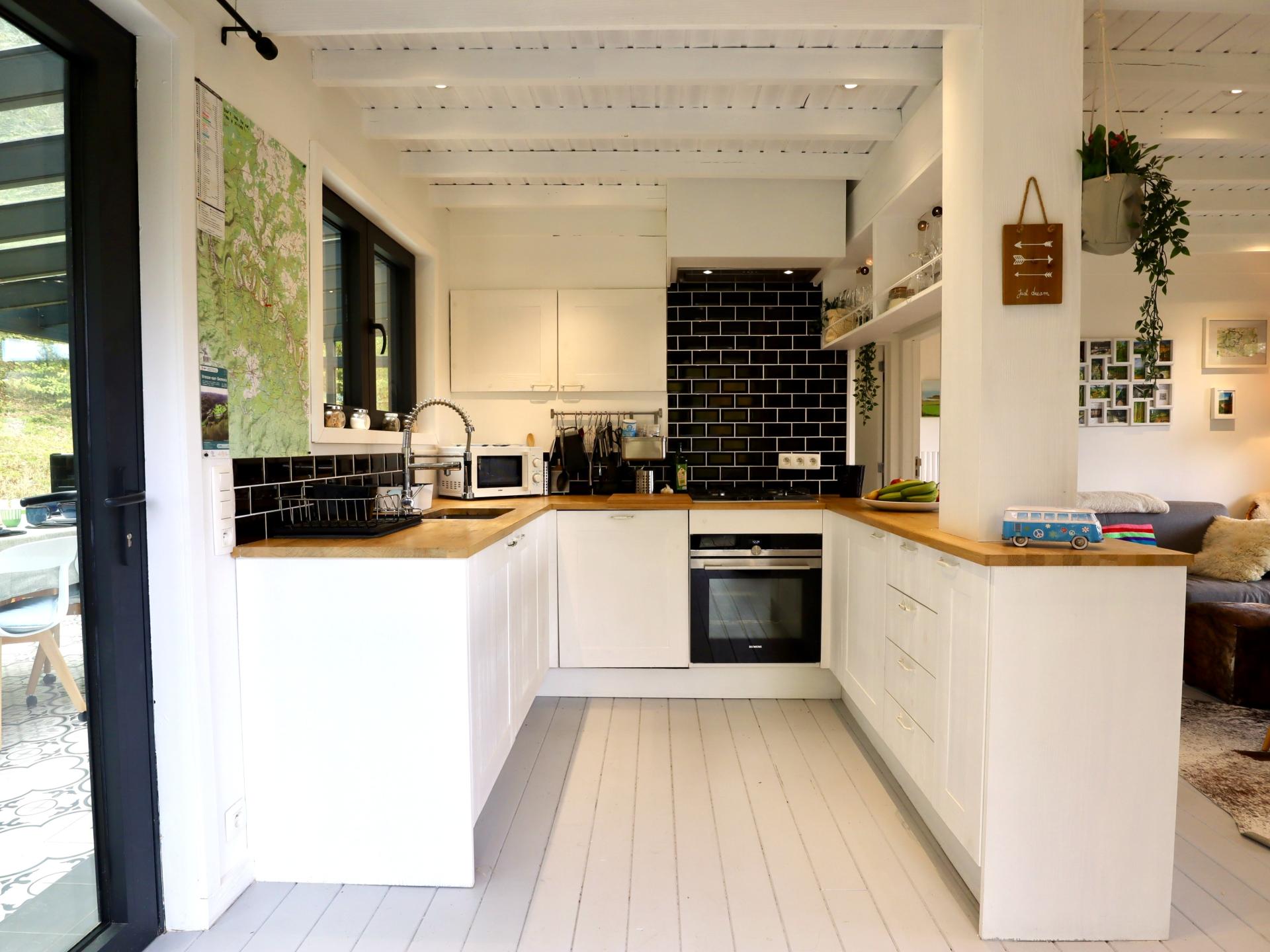 8-persoons vrijstaand chalet in het centrum van Laforêt - foto 13