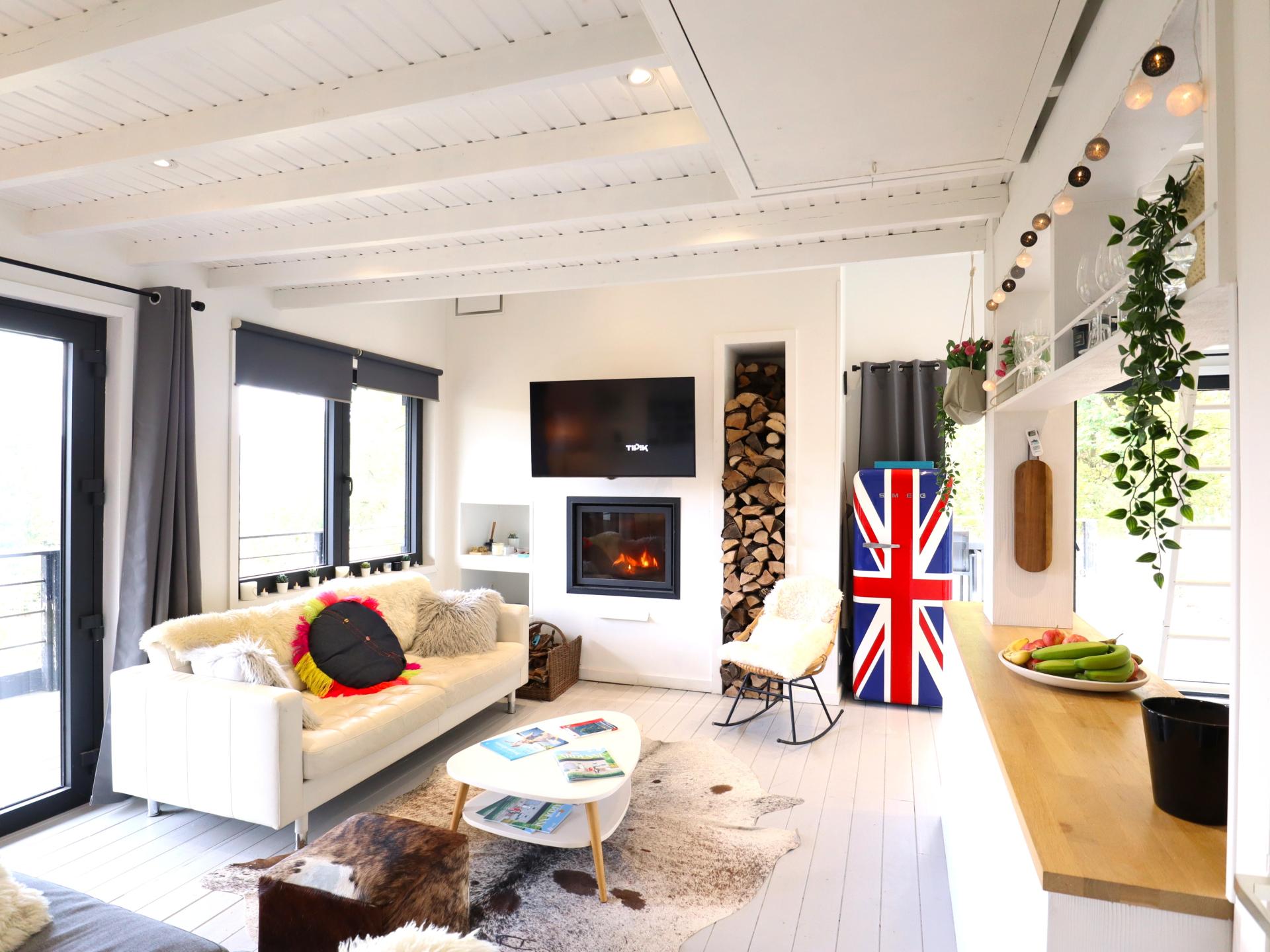 8-persoons vrijstaand chalet in het centrum van Laforêt - foto 7