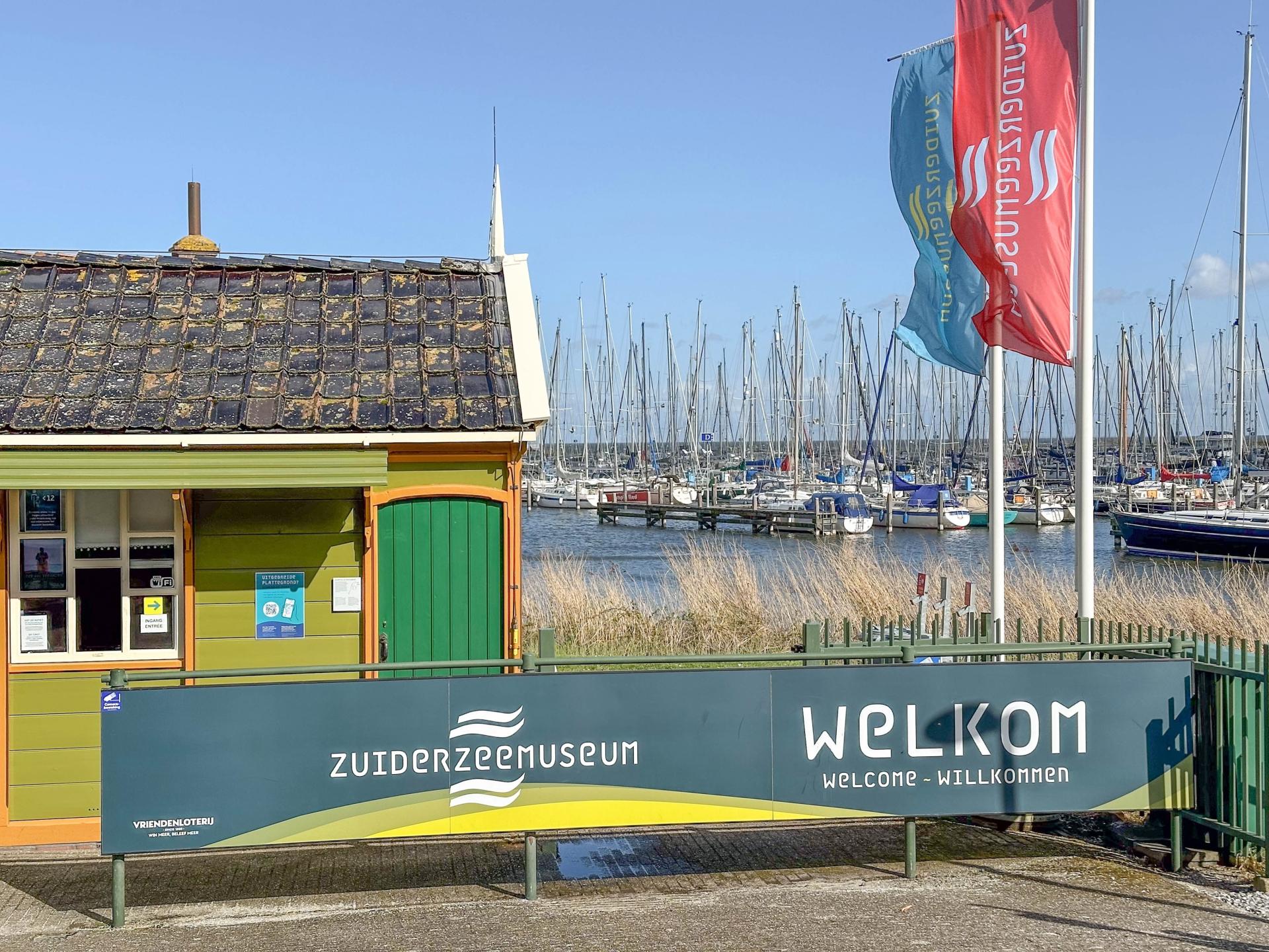 Twee historische weeshuizen voor 32 personen in hartje Enkhuizen - foto 31