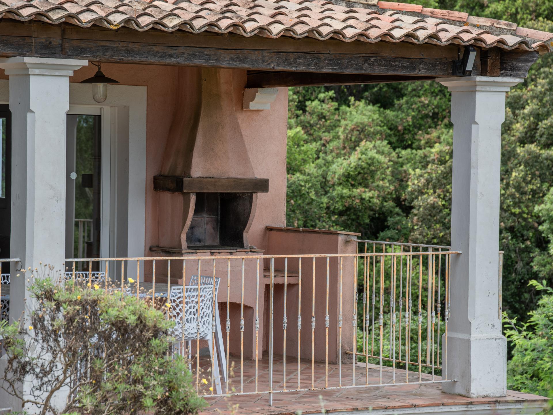 Villa met panoramisch uitzicht, privézwembad en strand op 2 km in Cavalaire-sur-Mer - foto 10