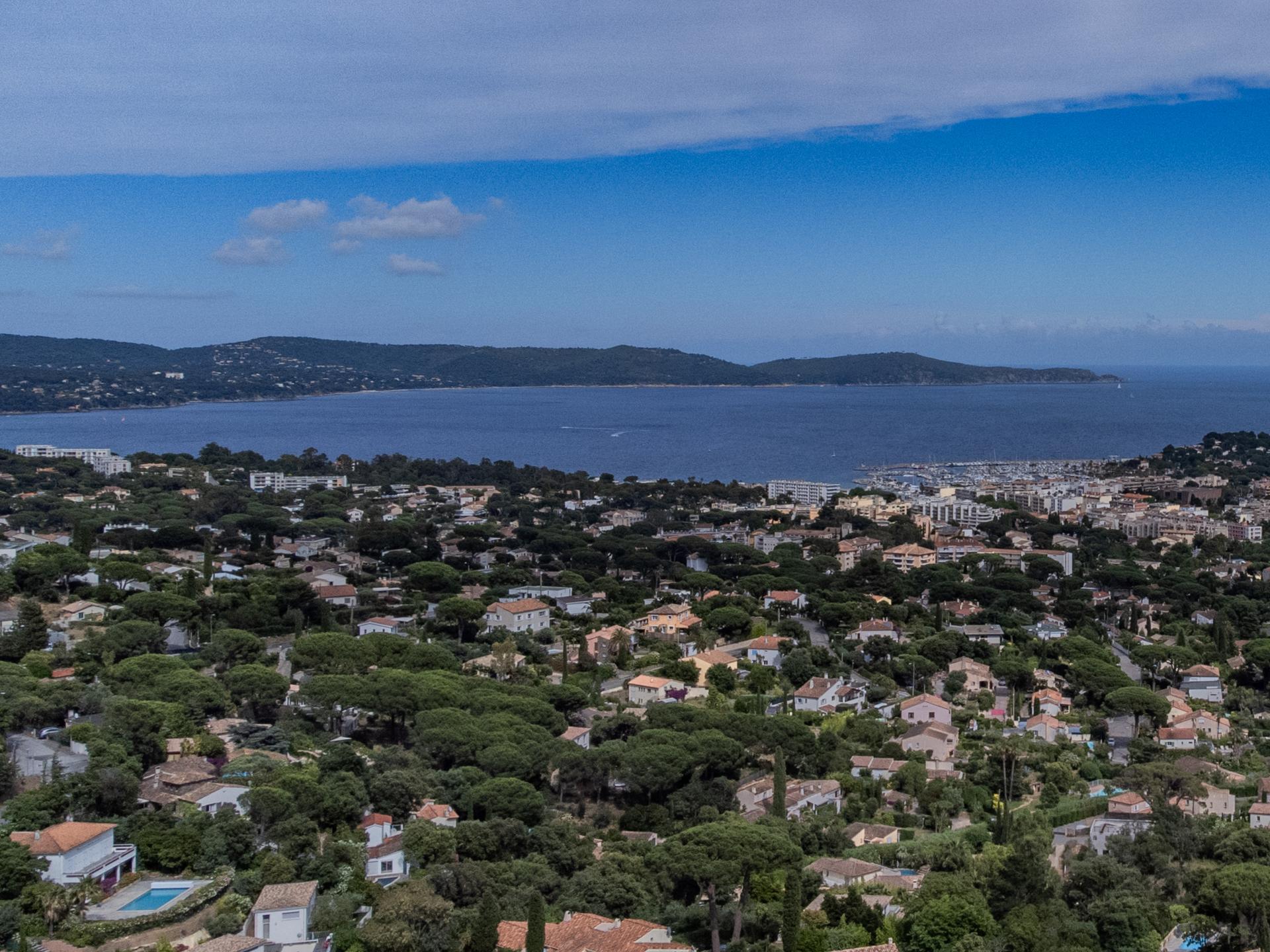 Villa met panoramisch uitzicht, privézwembad en strand op 2 km in Cavalaire-sur-Mer - foto 34