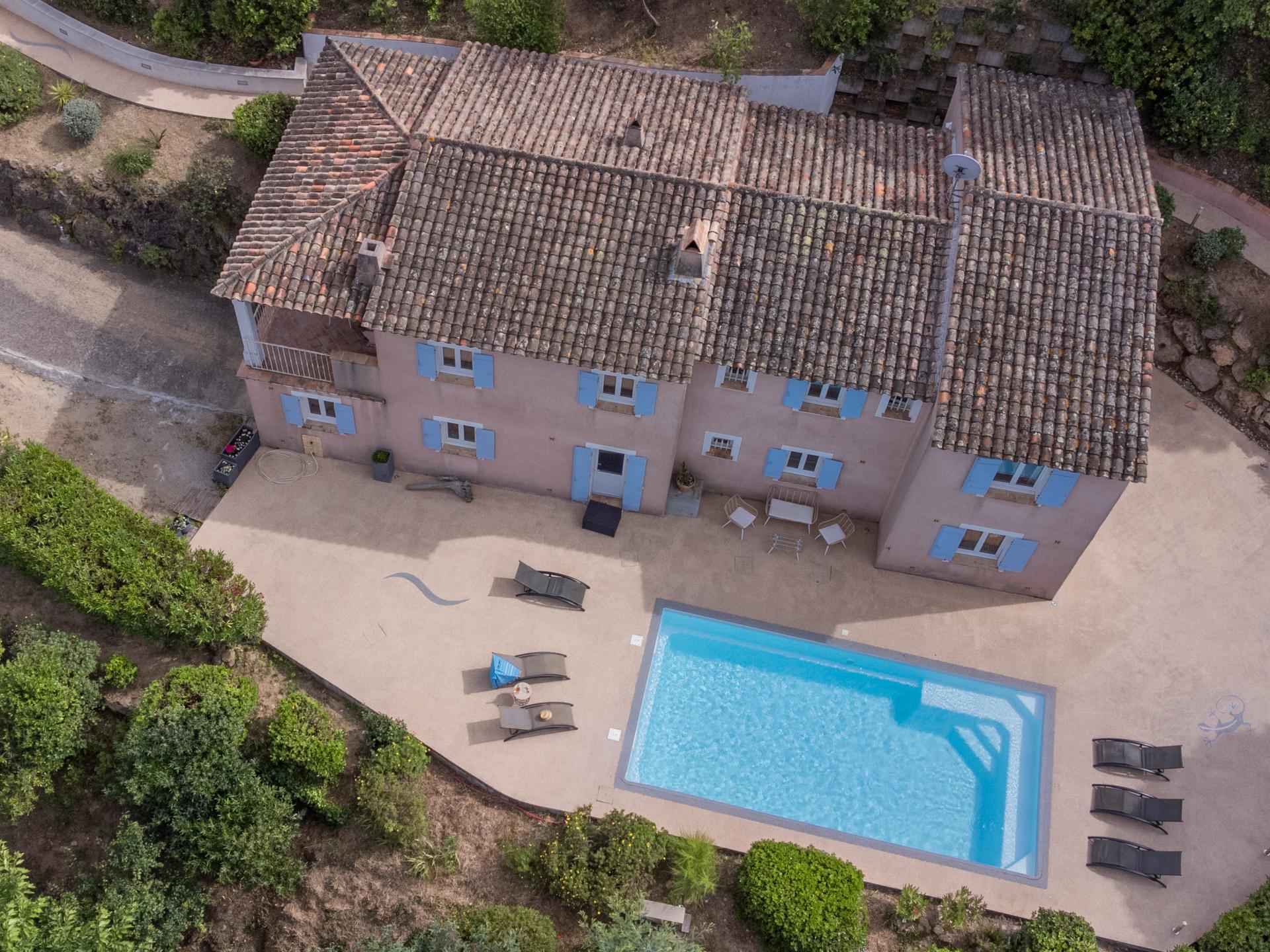 Villa met panoramisch uitzicht, privézwembad en strand op 2 km in Cavalaire-sur-Mer - foto 28