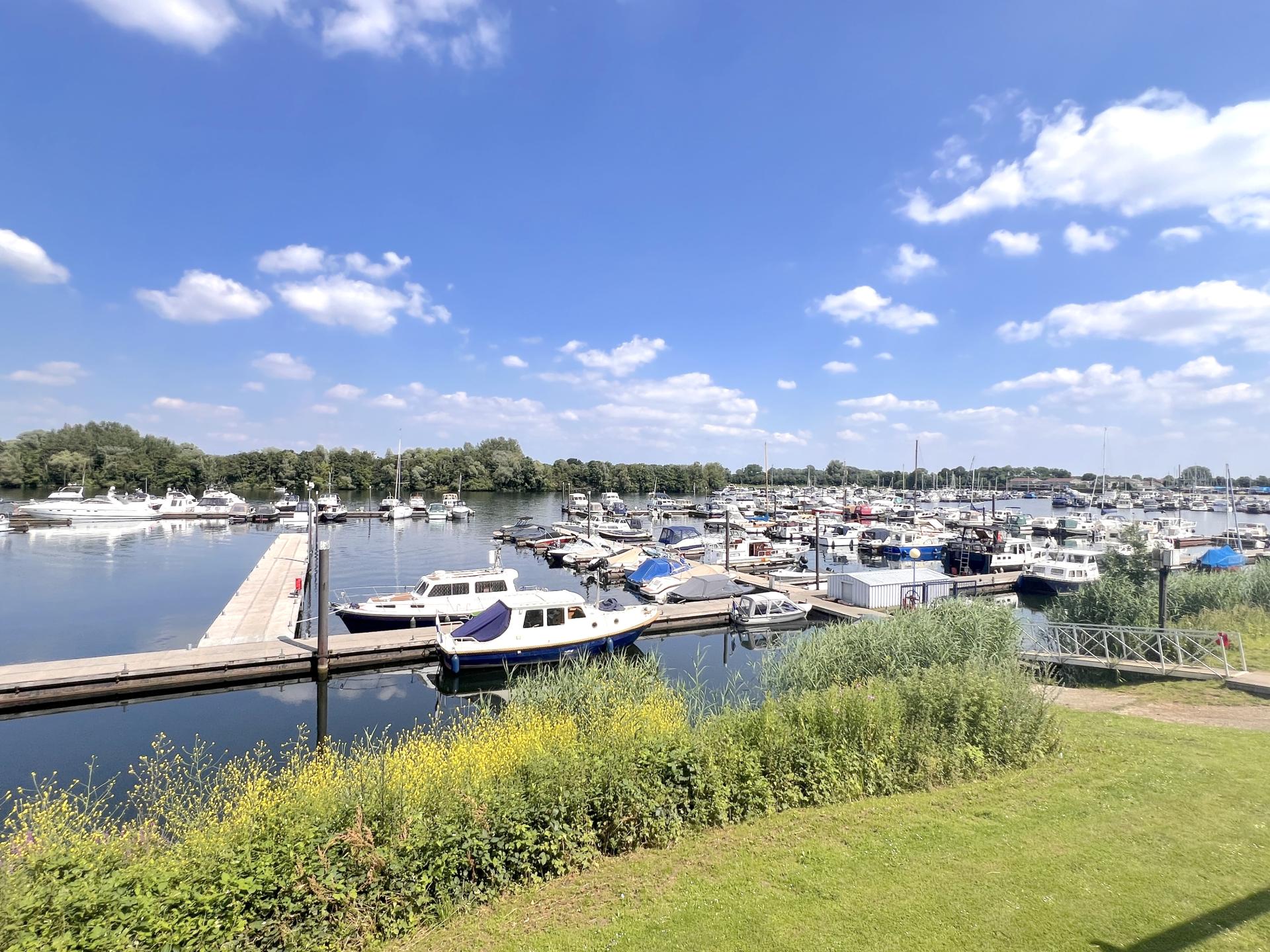 Luxe appartement aan de haven van Maasbommel met terras - foto 9