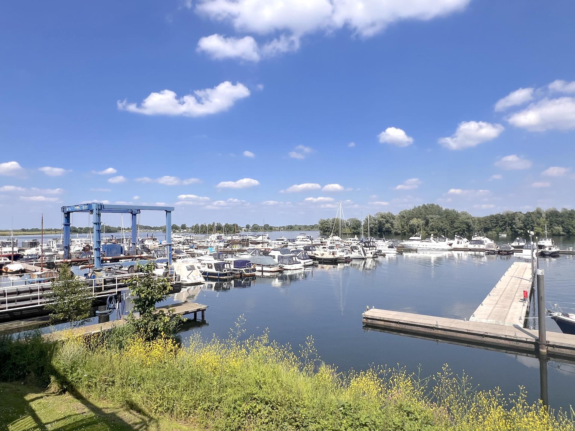 Luxe appartement aan de haven van Maasbommel met terras - foto 26