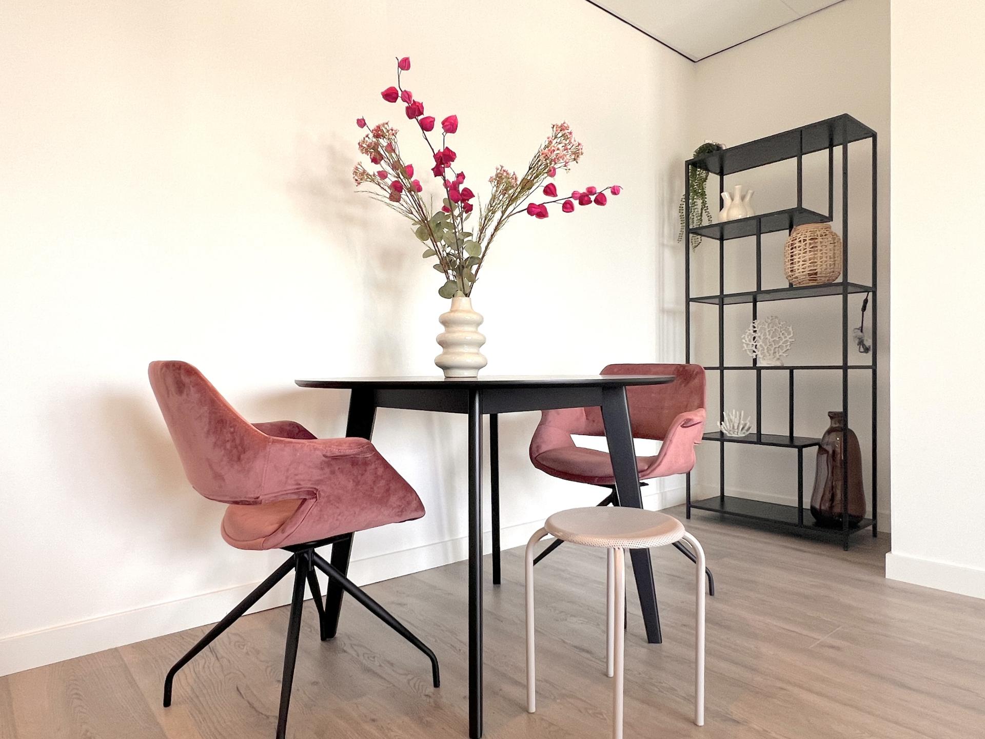 Luxe waterside appartement Maasbommel met havenzicht en terras - foto 3