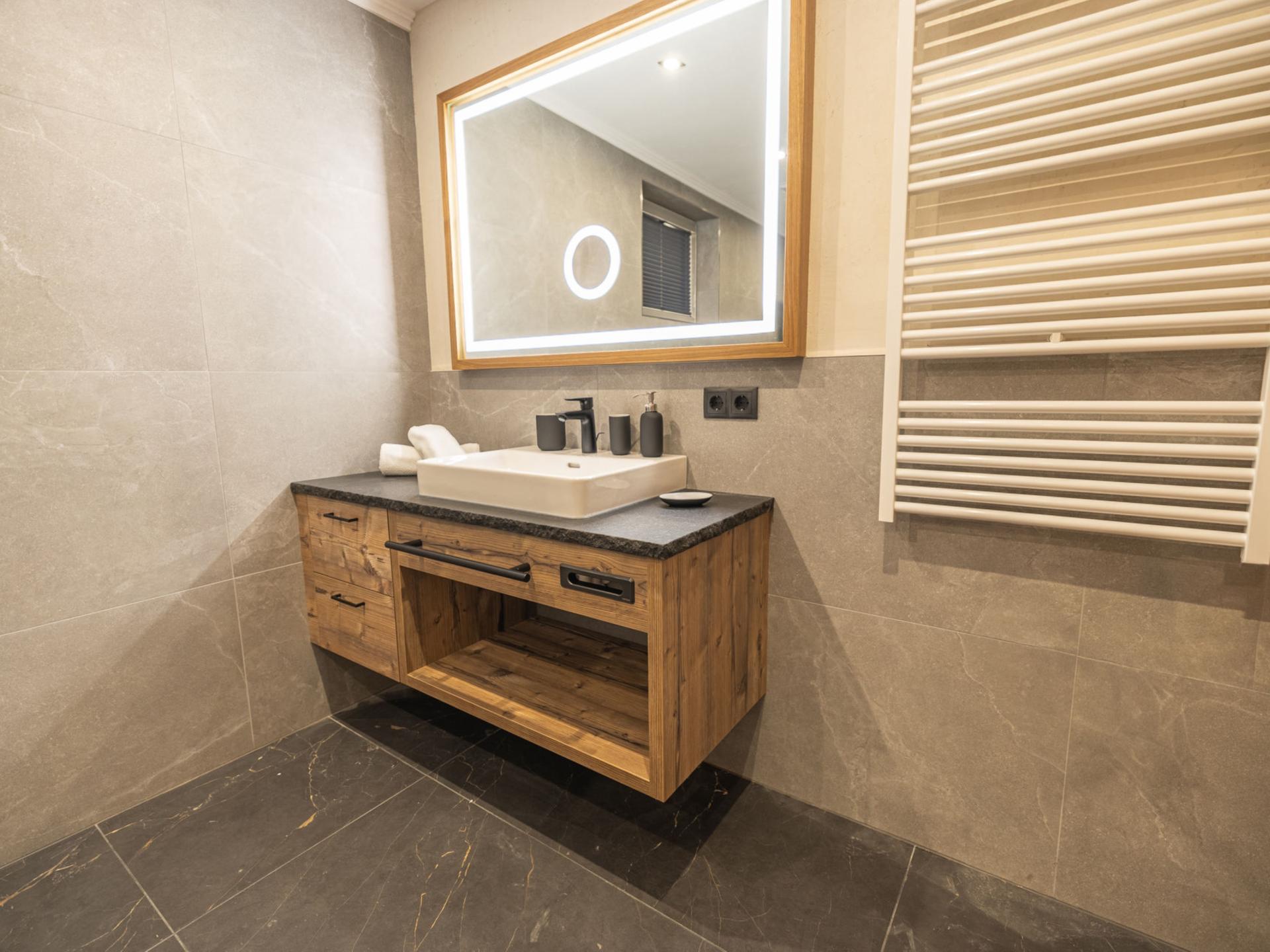 Luxe chalet direct aan de skipiste met privé whirlpool en sauna in Gerlos - foto 31