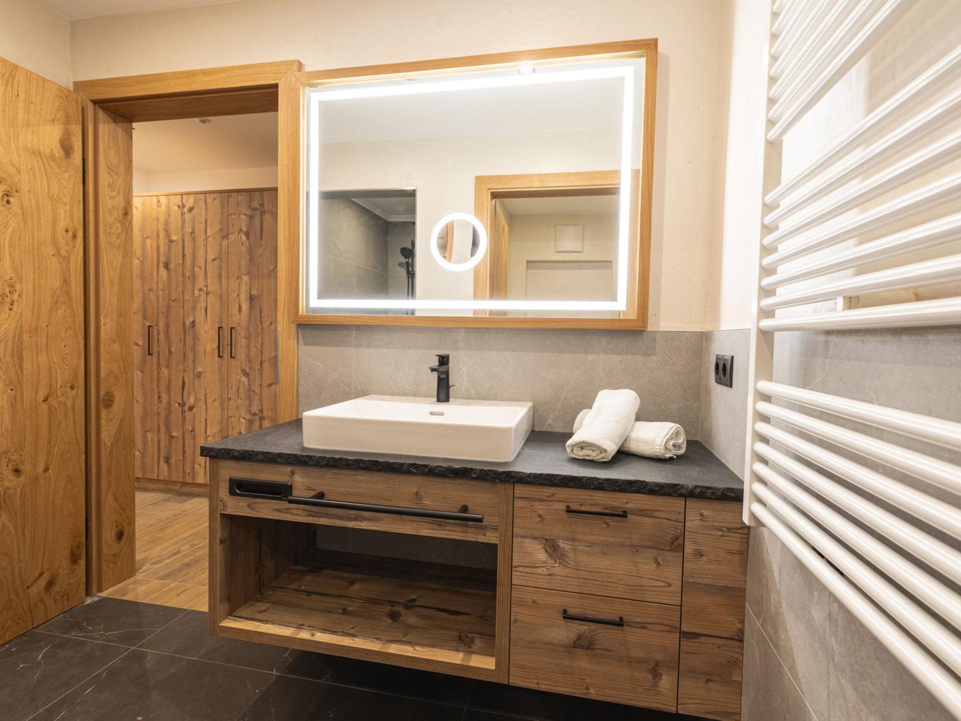 Luxe chalet direct aan de skipiste met privé whirlpool en sauna in Gerlos - foto 22