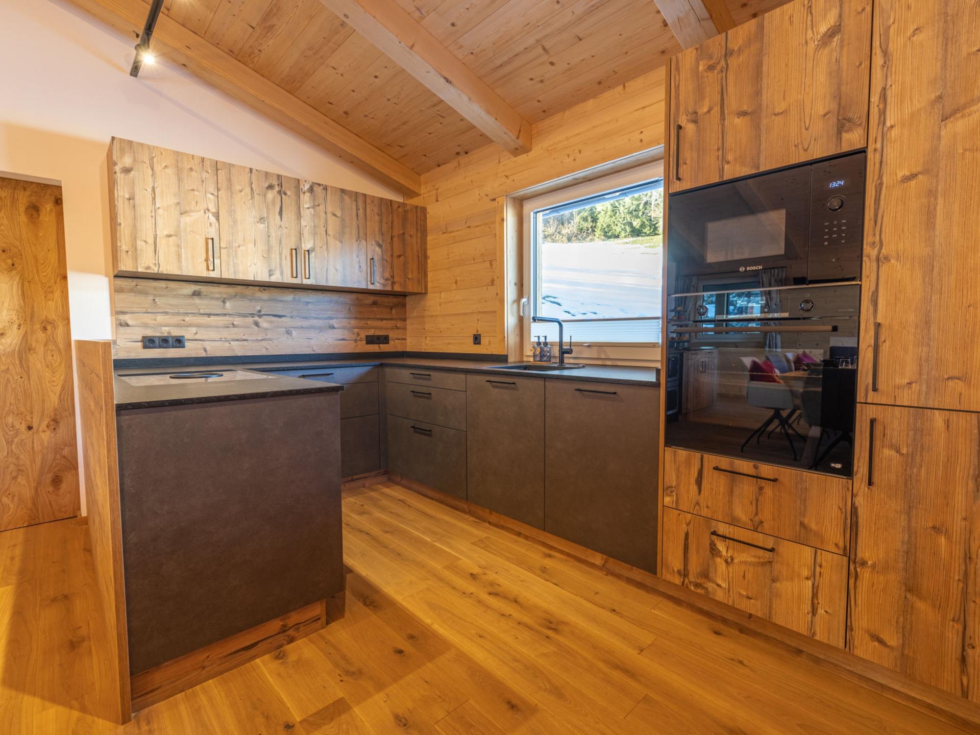 Luxe chalet direct aan de skipiste met privé whirlpool en sauna in Gerlos - foto 6