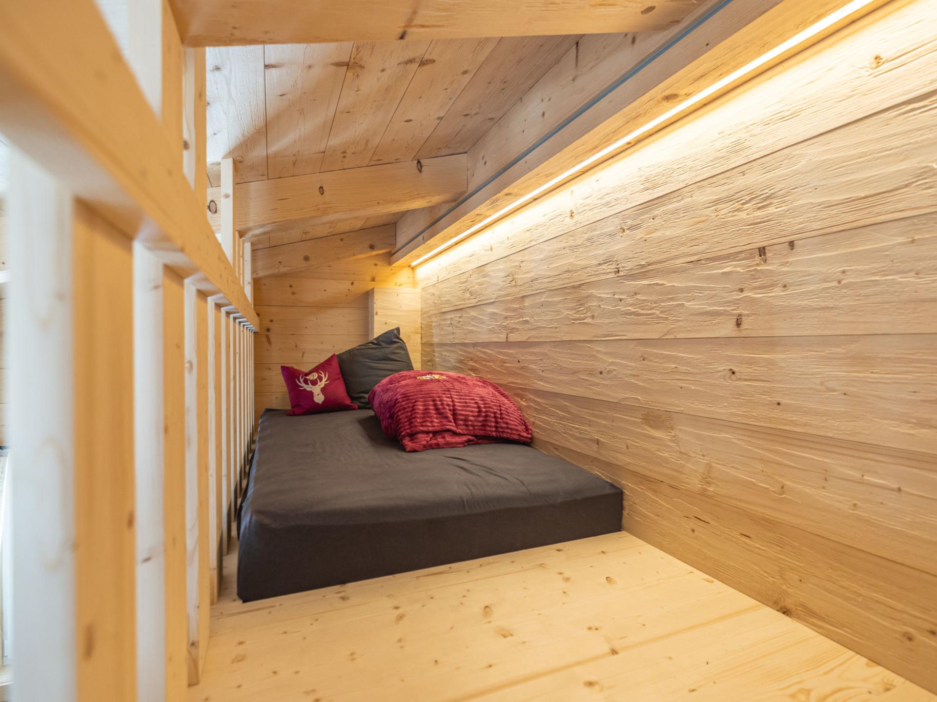 Luxe chalet direct aan de skipiste met privé whirlpool en sauna in Gerlos - foto 15