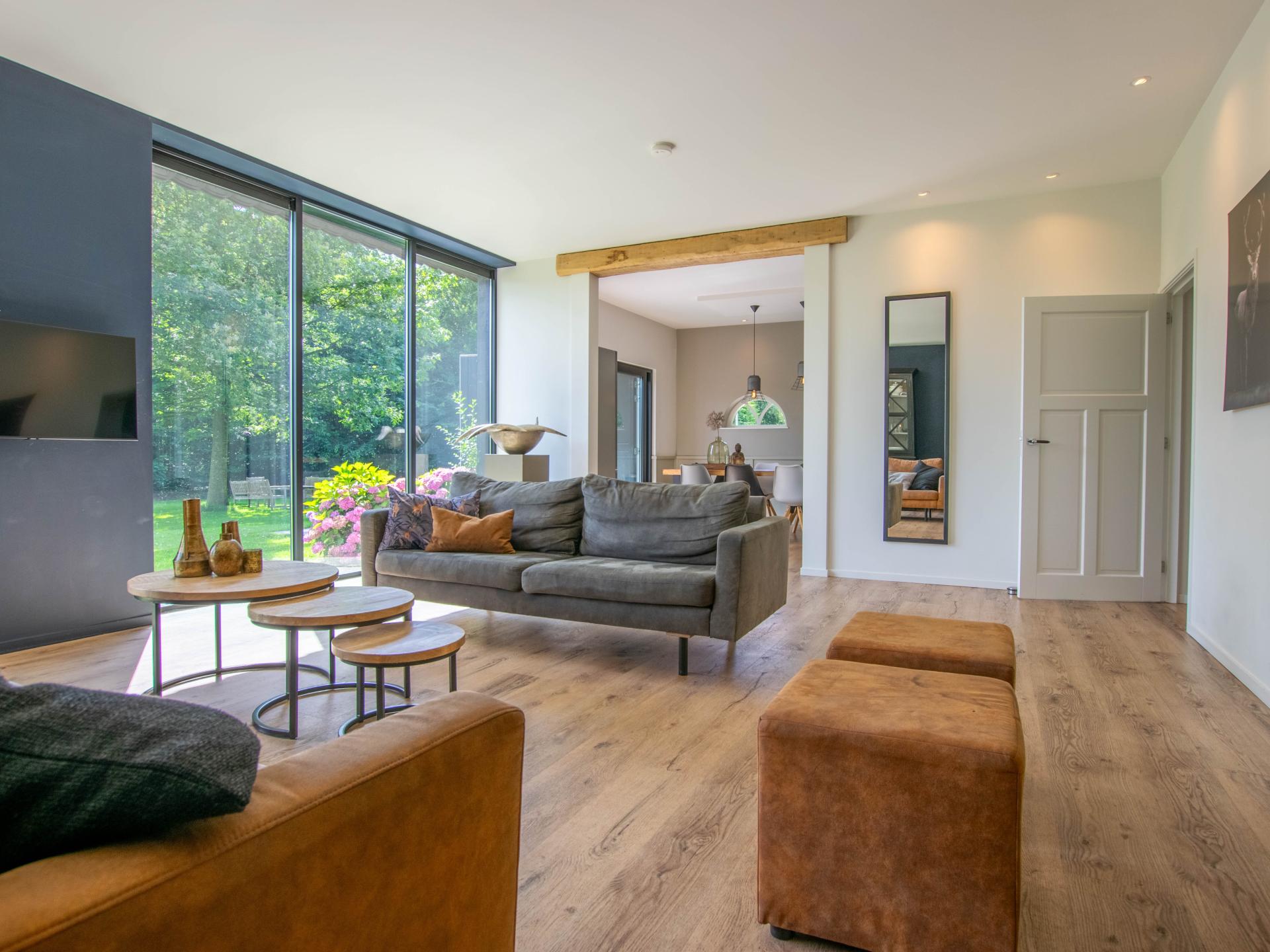 Vrijstaande villa met hottub en panoramisch uitzicht over natuurgebied - foto 6