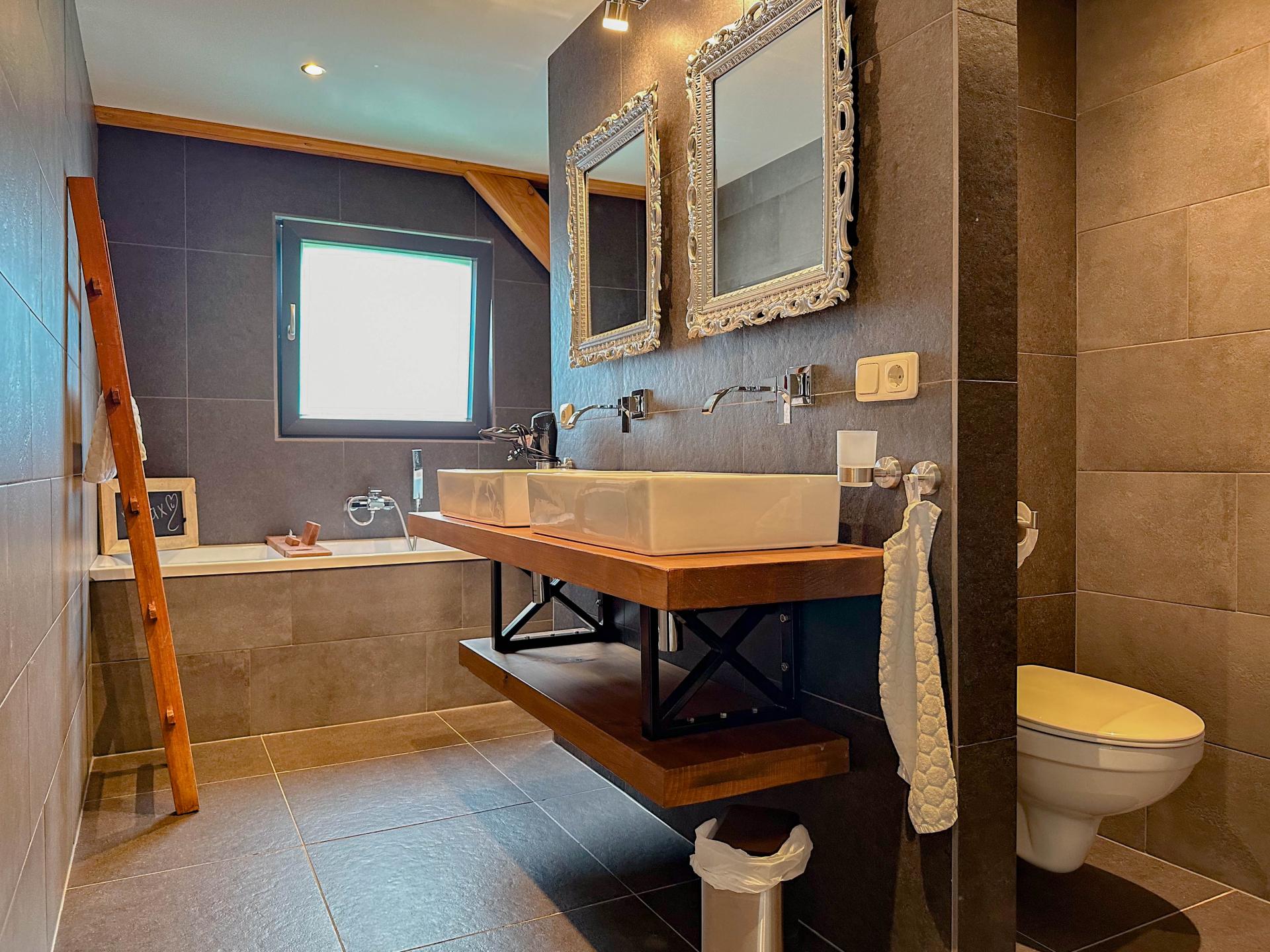 Landelijke rietgedekte villa in het Brabantse buitengebied van Alphen - foto 11