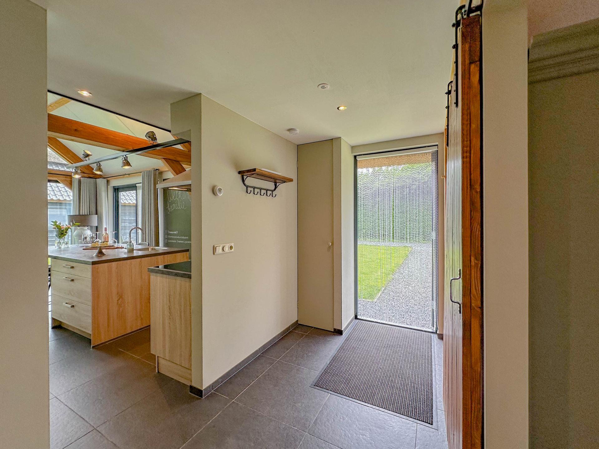 Landelijke rietgedekte villa in het Brabantse buitengebied van Alphen - foto 7