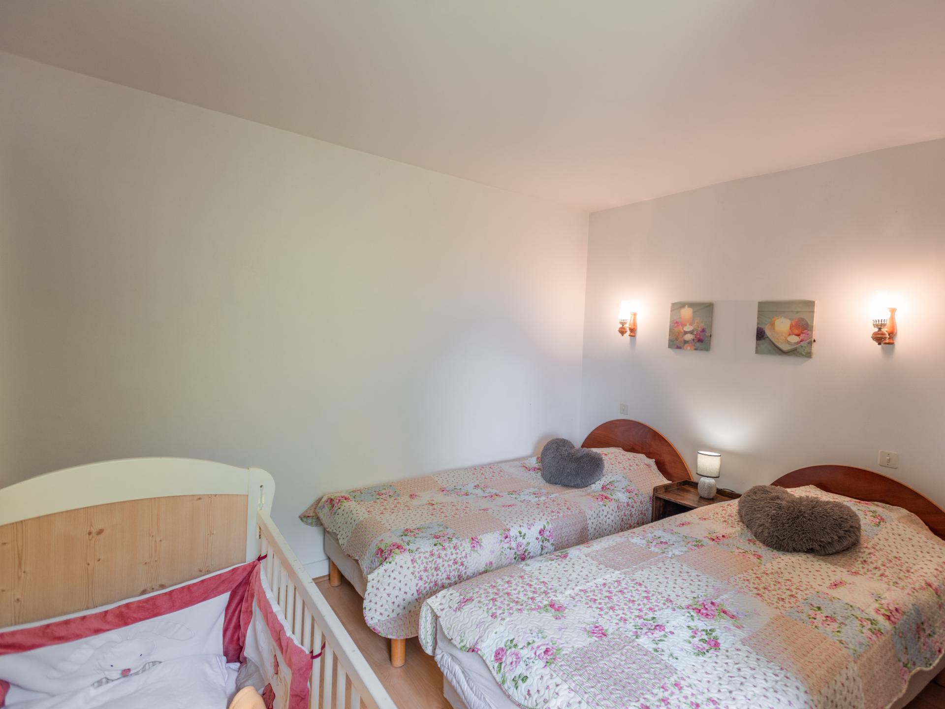 6-persoons vrijstaand vakantiehuis in Besse met zwembad - foto 14