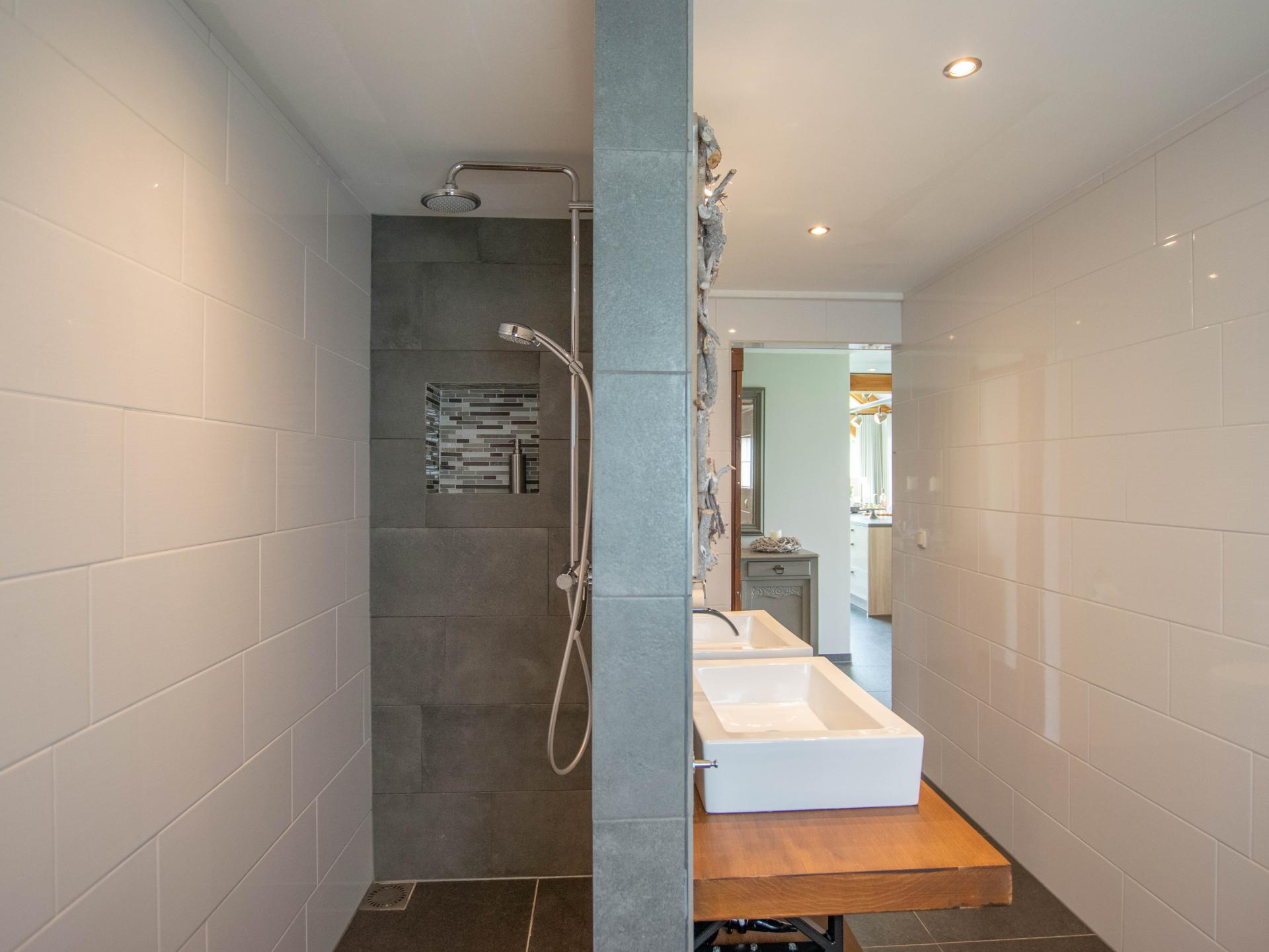 Luxe rietgedekte villa in landelijk Brabant, dichtbij Alphen - foto 18