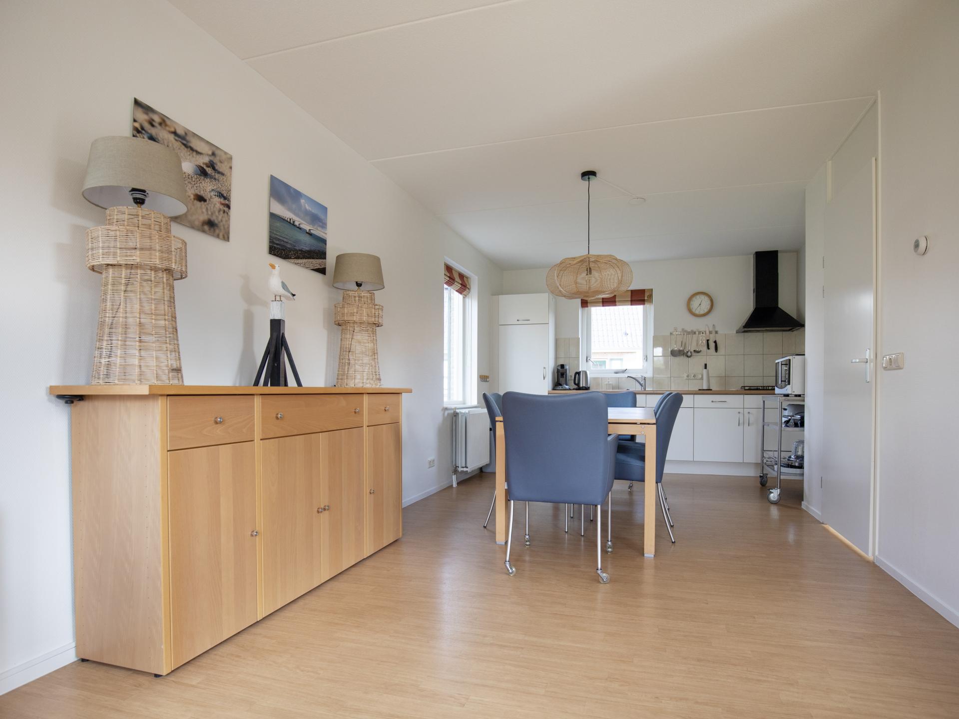 Sfeervol vakantiehuis in Zonnemaire met airco, 6 personen, 2 huisdieren welkom - foto 4