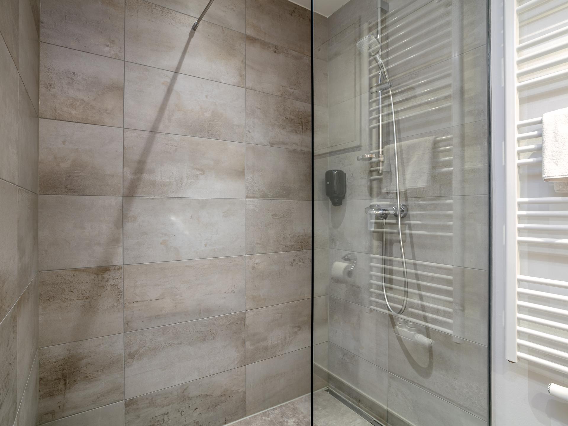 Centraal gelegen appartement in Haus im Ennstal aan de piste · 6 pers. - foto 32