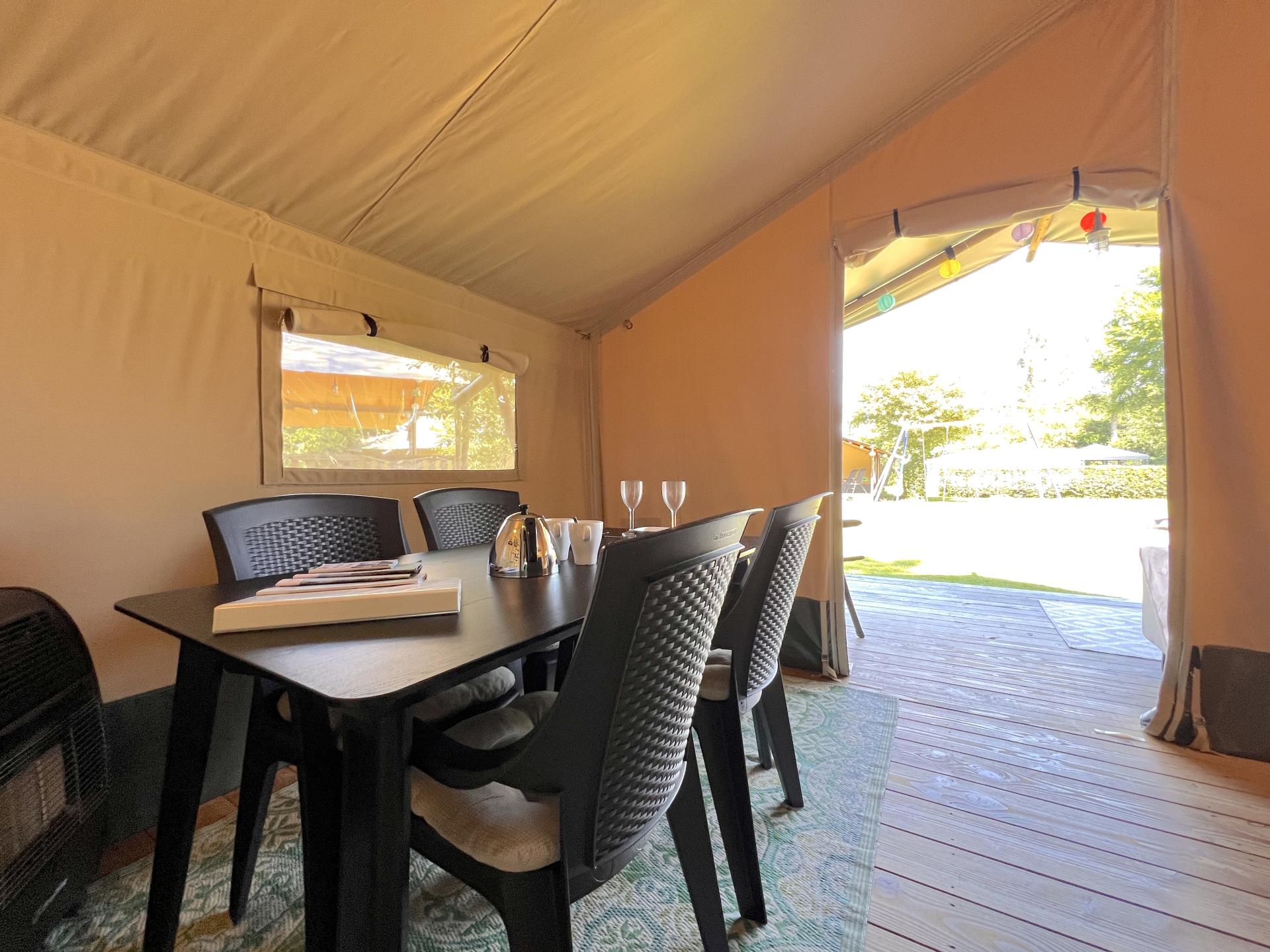 Luxe safaritent op sfeervol Veluws park, nabij bos en water - foto 13