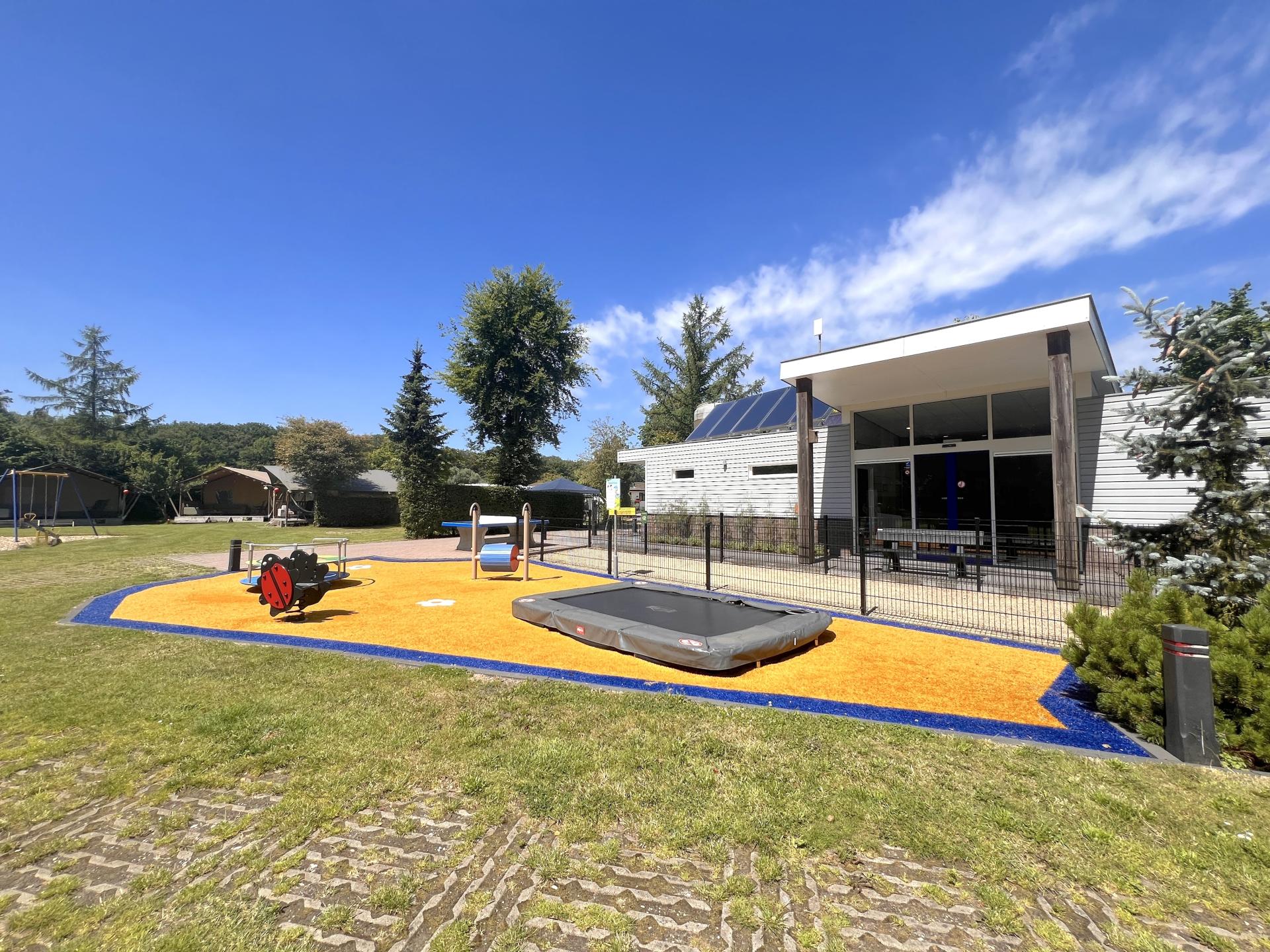 Luxe safaritent op sfeervol Veluws park, nabij bos en water - foto 31
