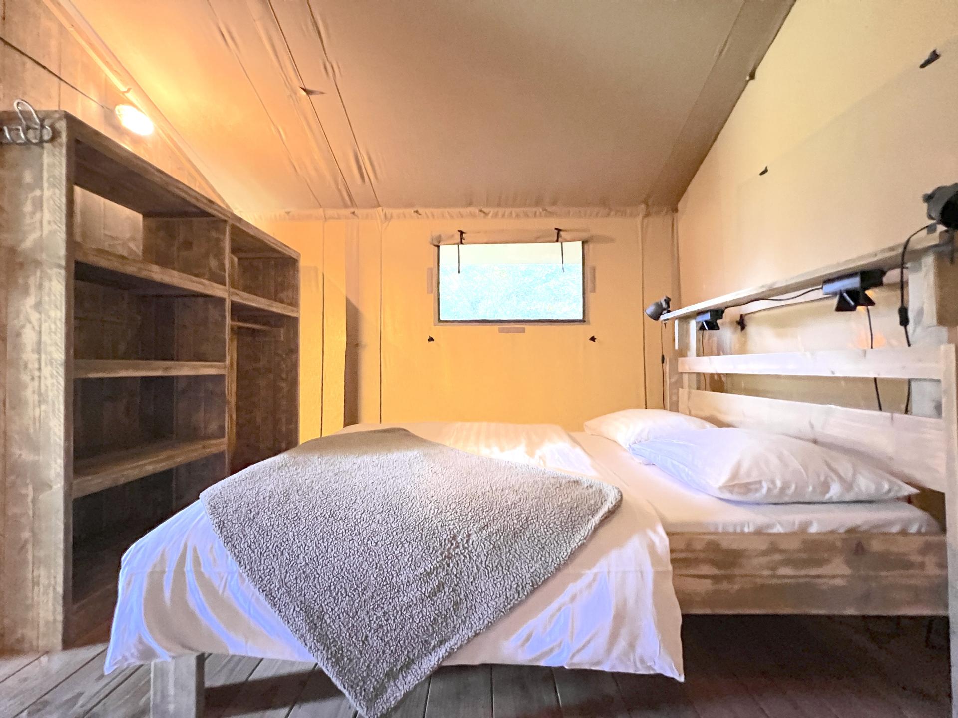 Luxe safaritent op de Veluwe voor 6 personen, midden in het bos - foto 14